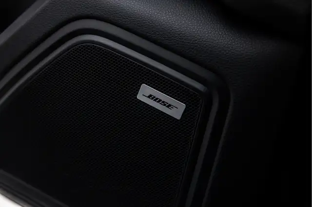 Porsche Macan view 30