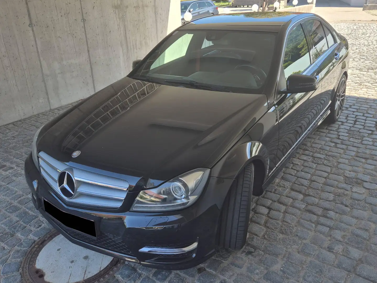 Mercedes-Benz C 350 C 350 Avantgarde BlueEfficiency 4MATIC Aut. Avantgard Rarität *AMG Fahrwerk *Jedes Service* *Wenig Kilometer* Schwarz - 1