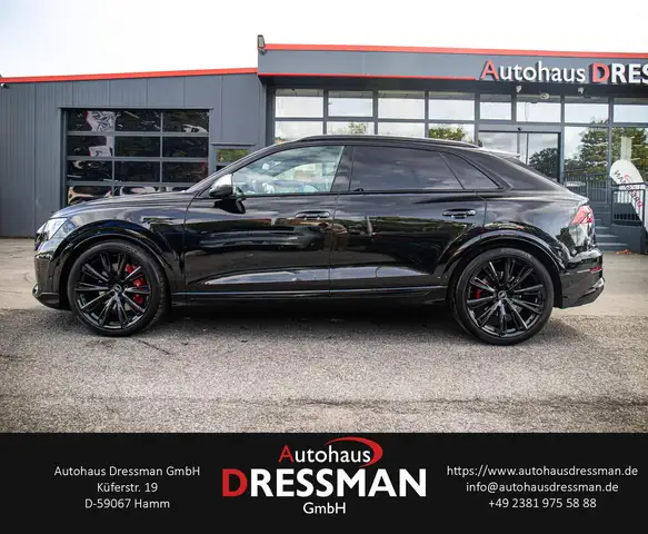 Audi SQ8 view 7