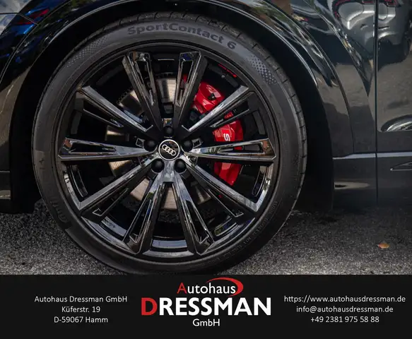 Audi SQ8 view 8