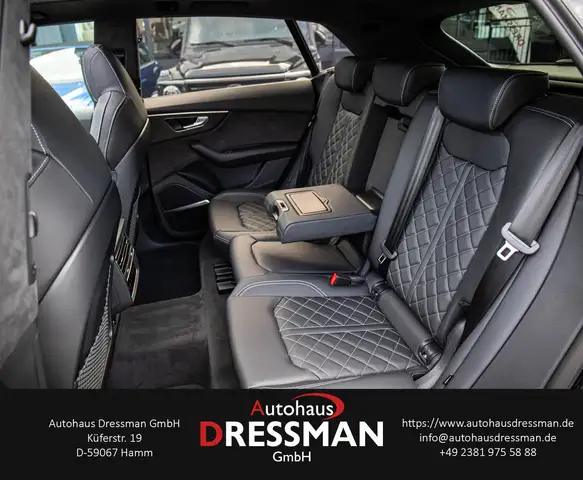 Audi SQ8 view 13