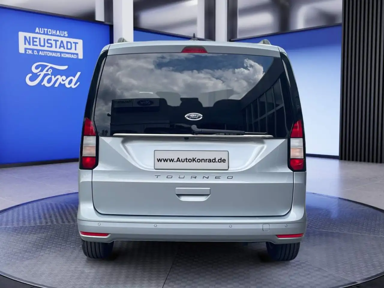 Ford Tourneo Connect Grand 1.5 EcoBoost Aut. TITANIUM*7-Sitze* 8