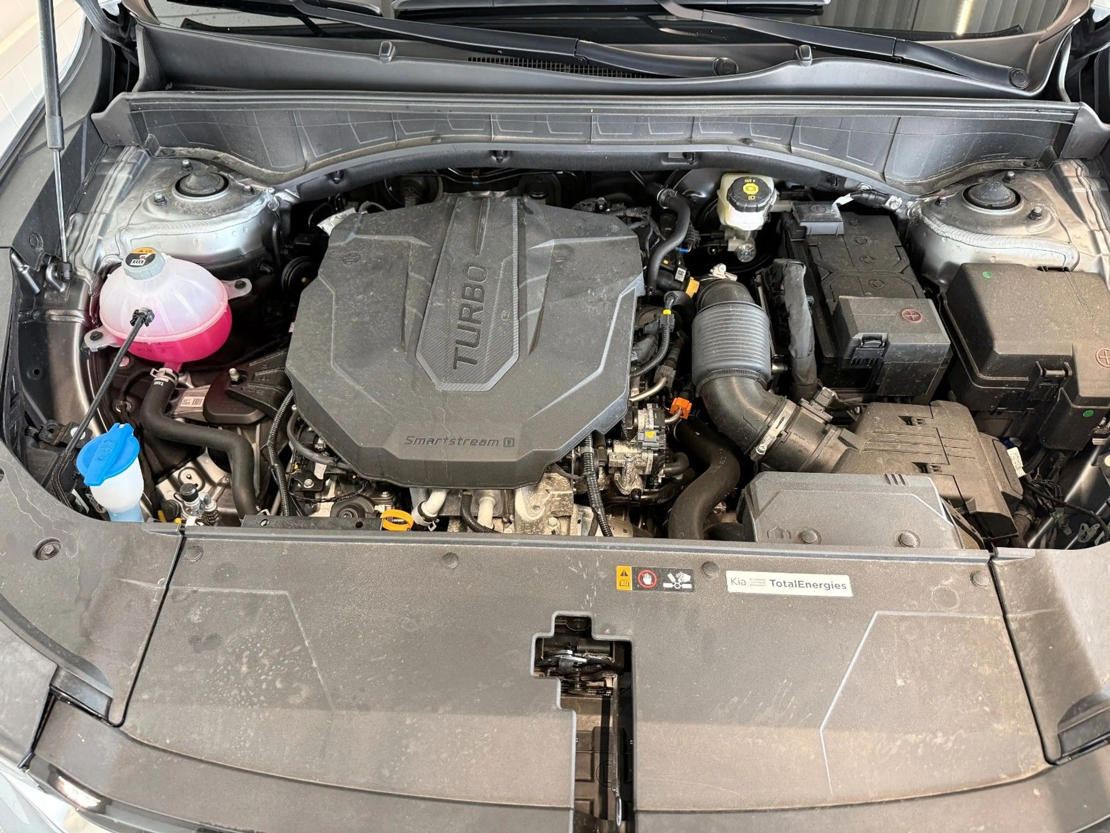 Kia Sorento 2.2 CRDi DCT Platinum 4WD — photo 13