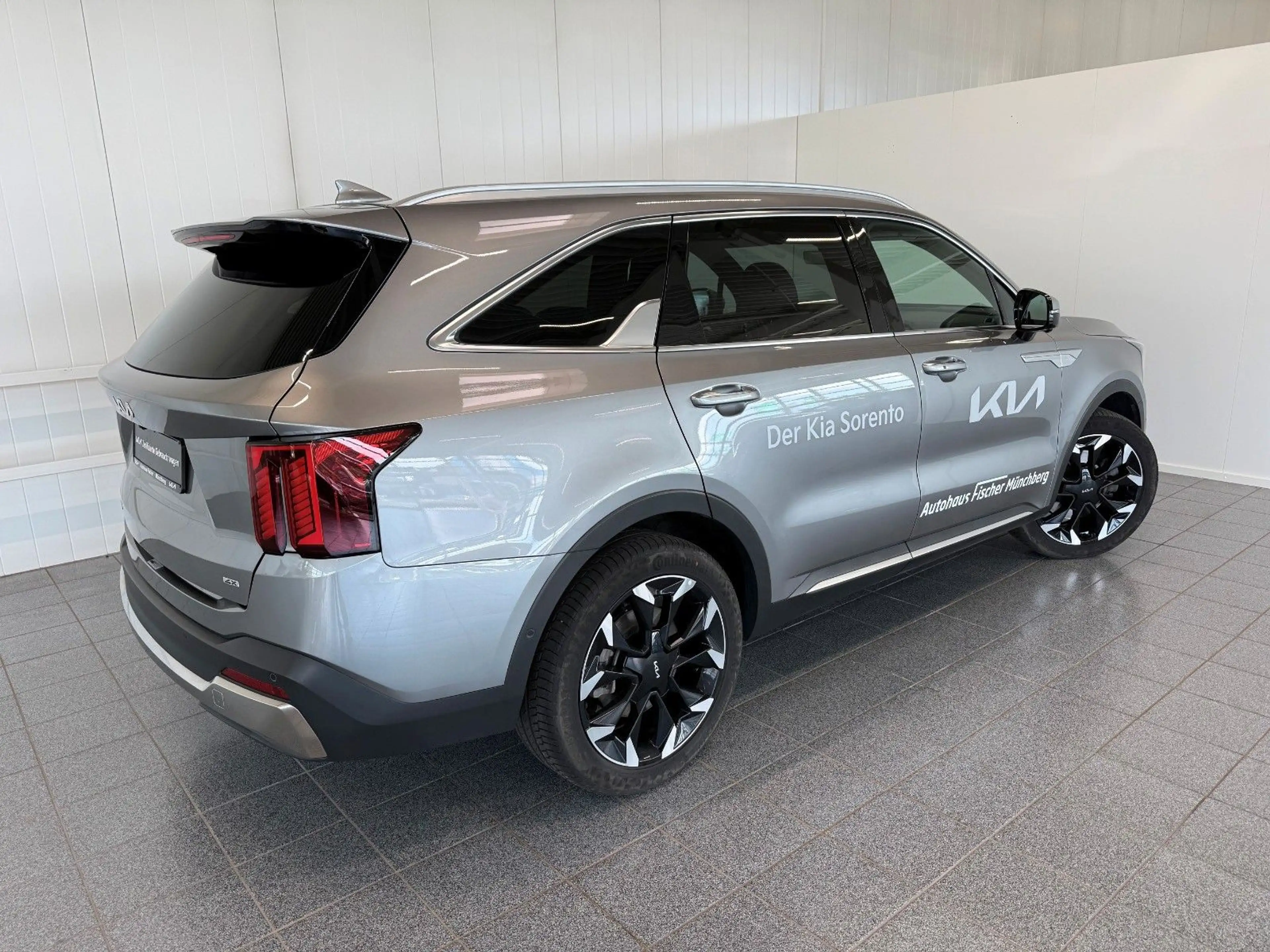 Kia Sorento 2.2 CRDi DCT Platinum 4WD — photo 2