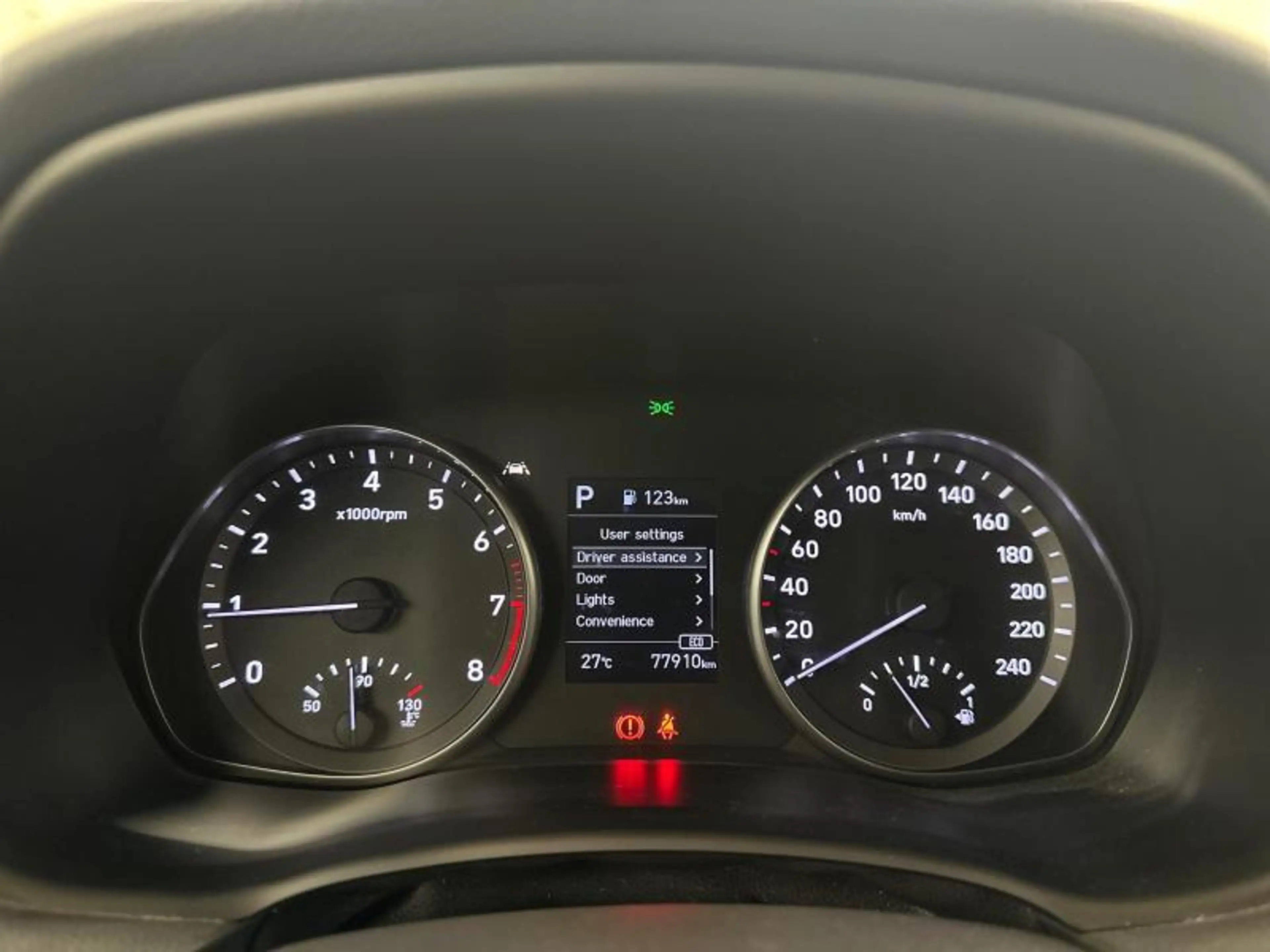 Hyundai i30 Wagon MHEV AT | winter pack — photo 12