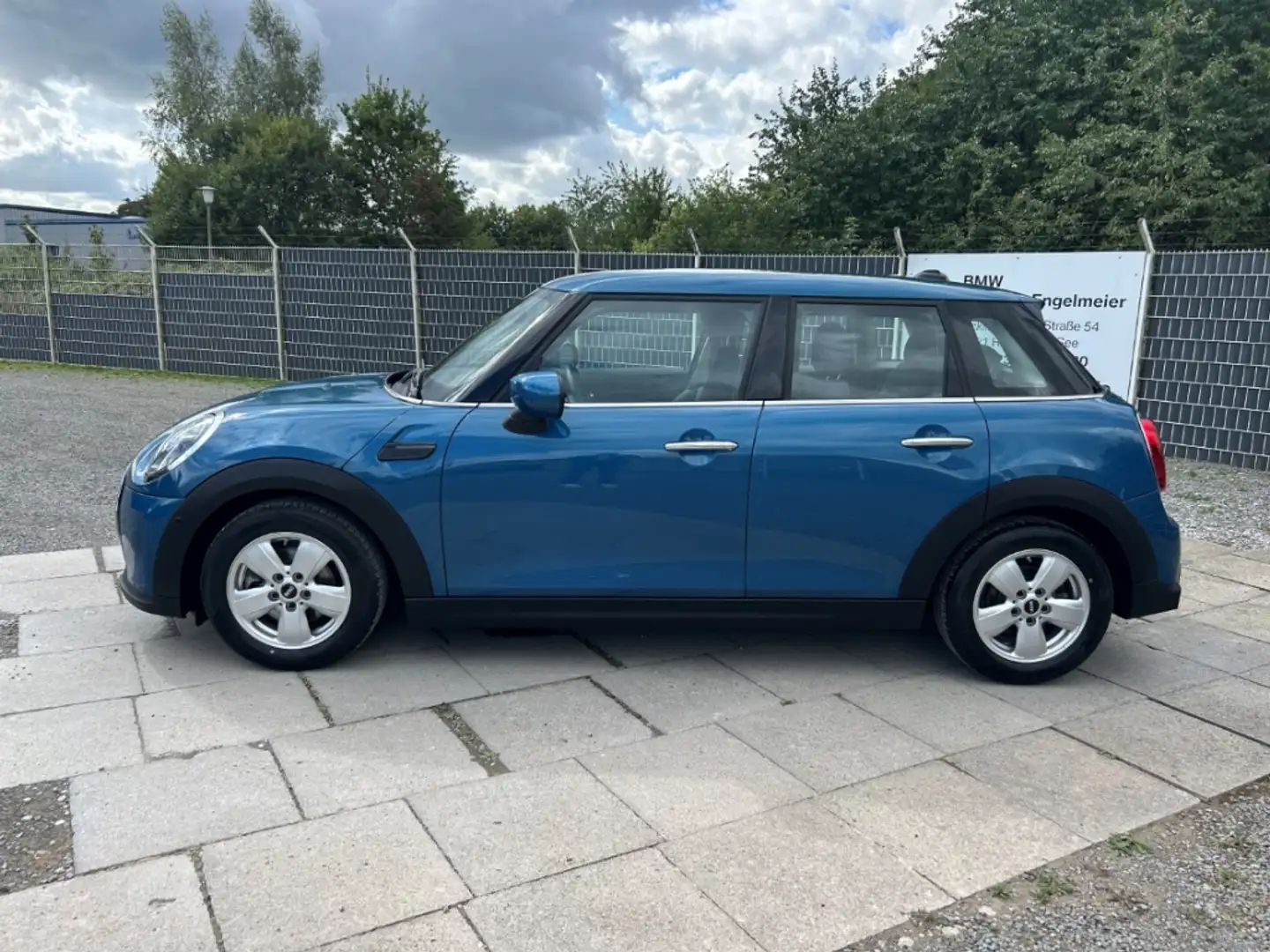 MINI One Classic Trim  Navi SHZ Sports.Parkassistent! Blau - 2