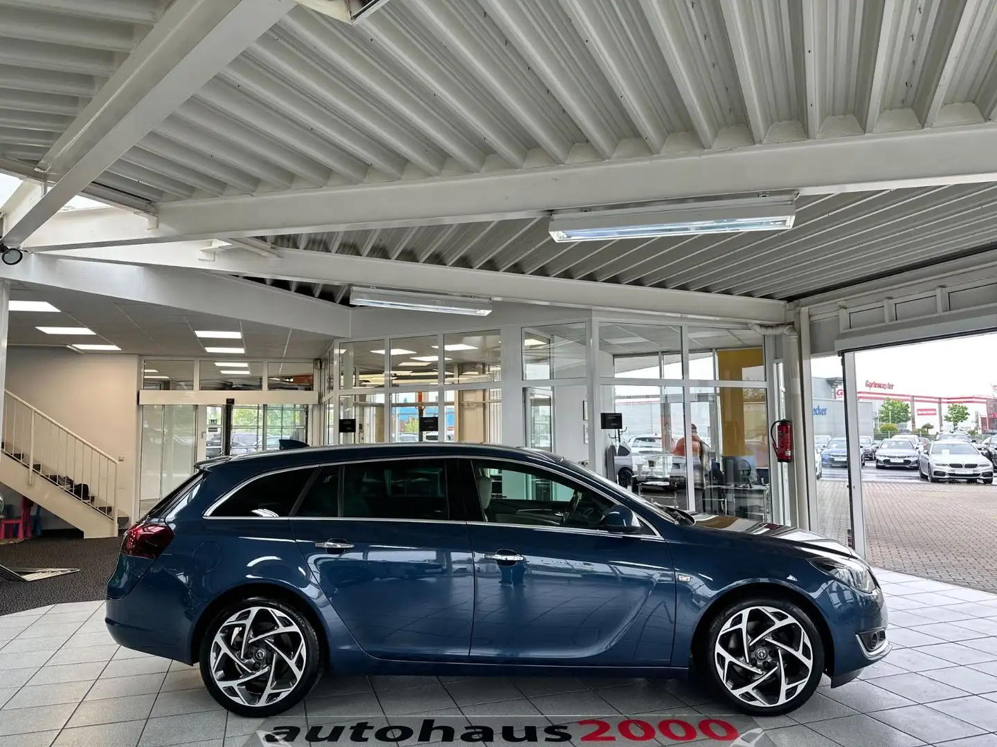 Opel Insignia A Sports Tourer Business Innovation CAM Bleu - 2