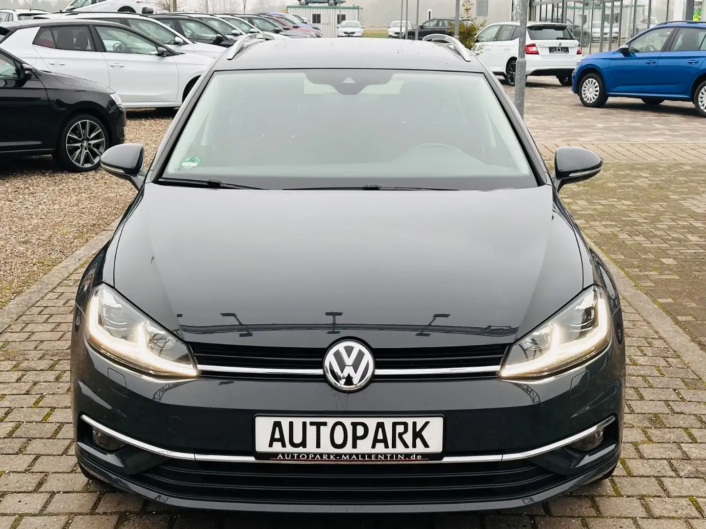 Volkswagen Golf VII Variant Highline 4Motion*ALLRAD*DSG*LED Grau - 2