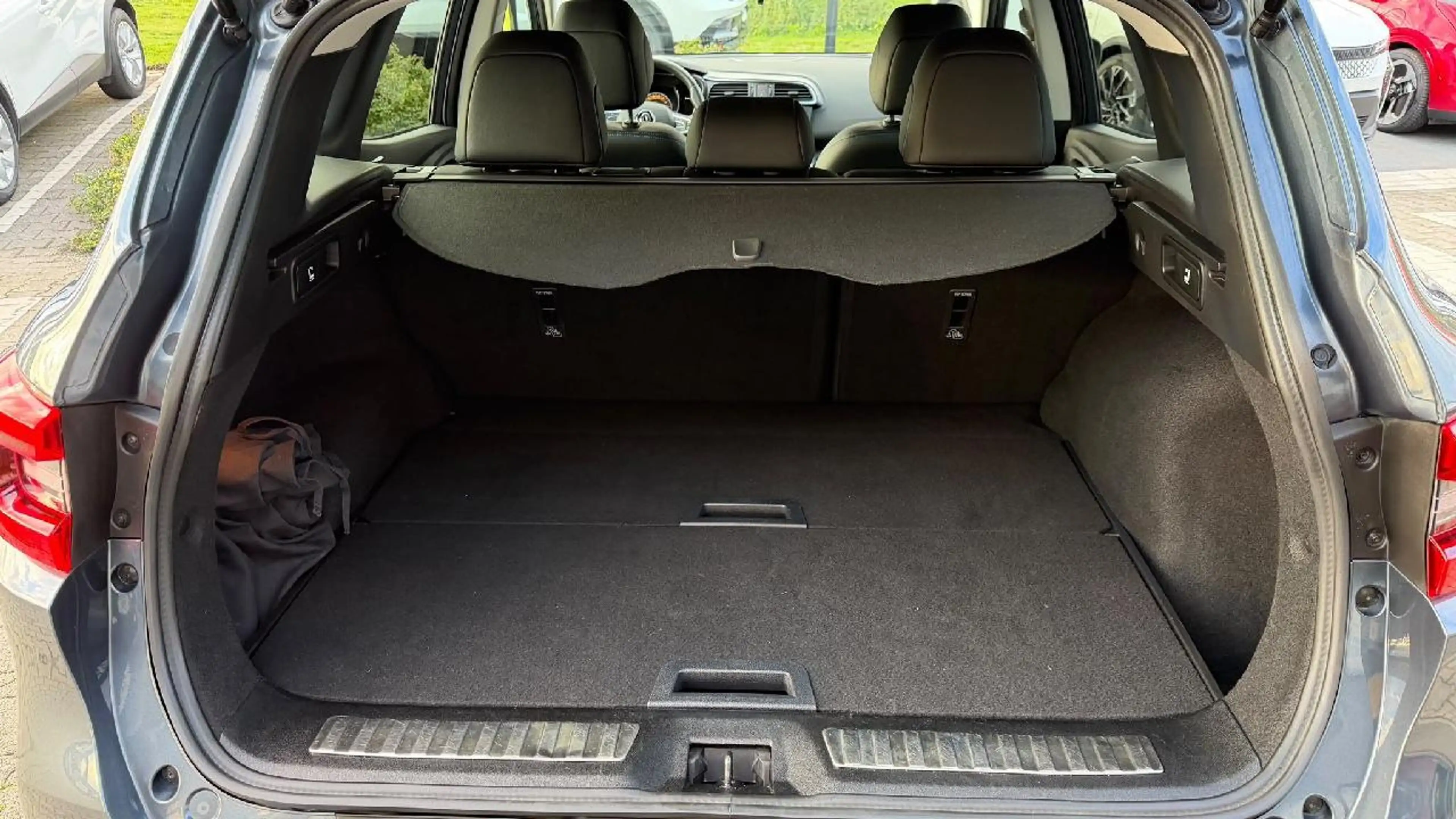 Renault Kadjar LIMITED Deluxe TCe 140 — photo 7