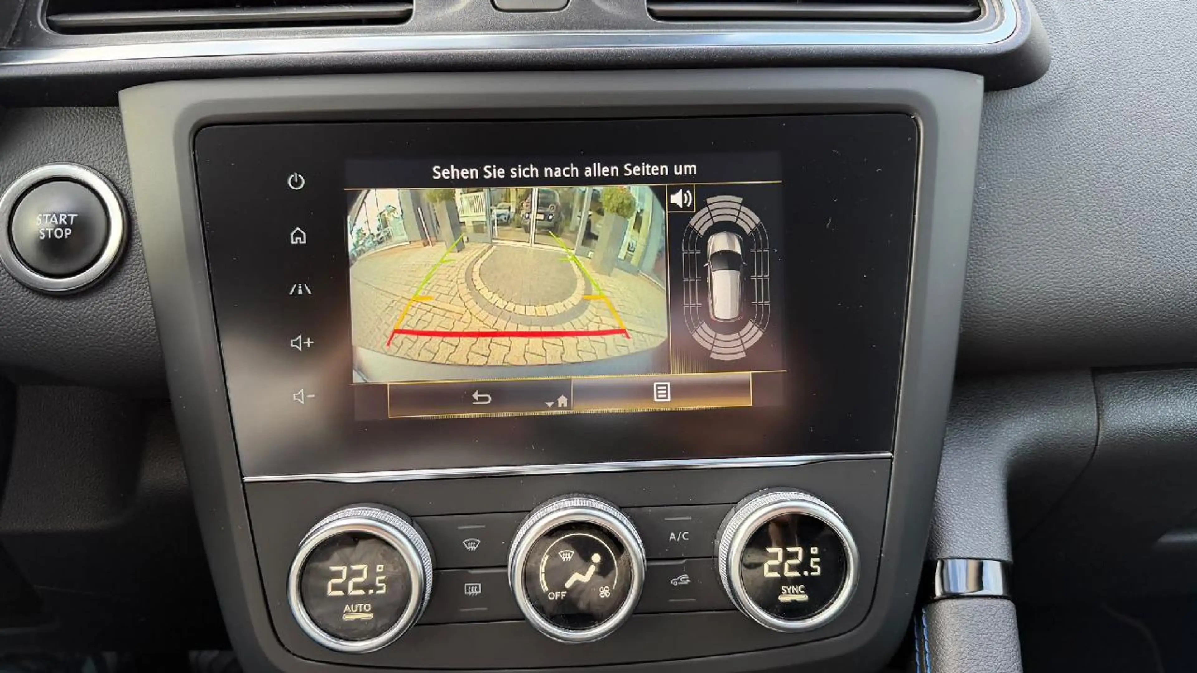 Renault Kadjar LIMITED Deluxe TCe 140 — photo 13