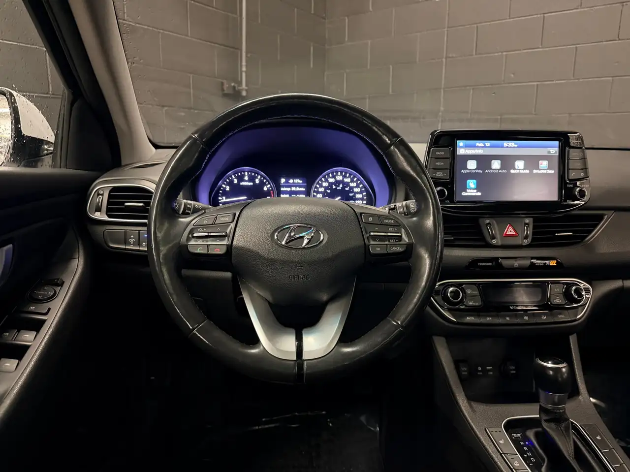 Hyundai ELANTRA снимка Hyundai ELANTRA