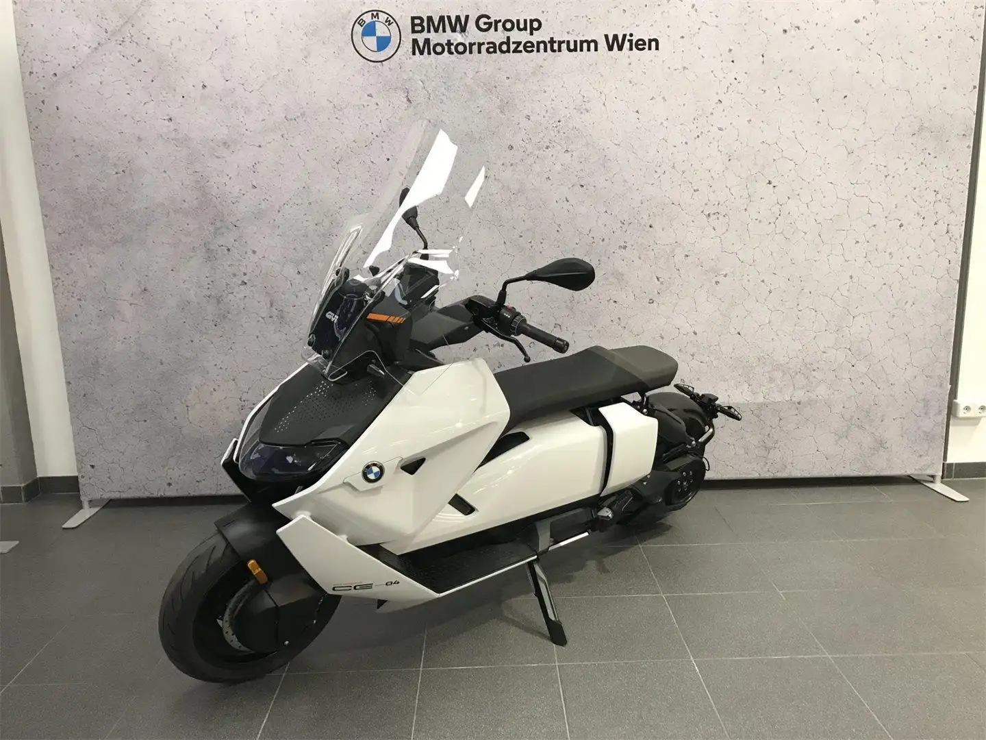 BMW CE 04 Weiß - 2