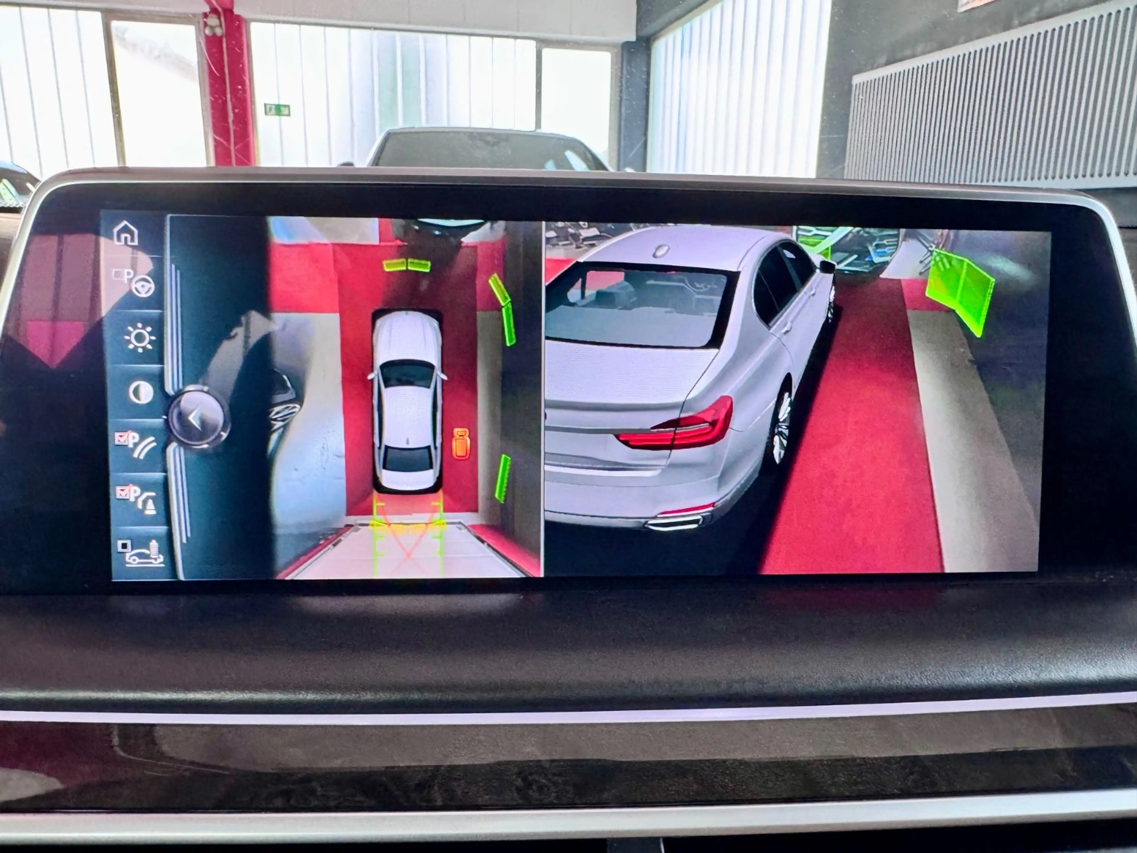 BMW 750 i M Sport Laser Bowers Individual Sportabgas — photo 12