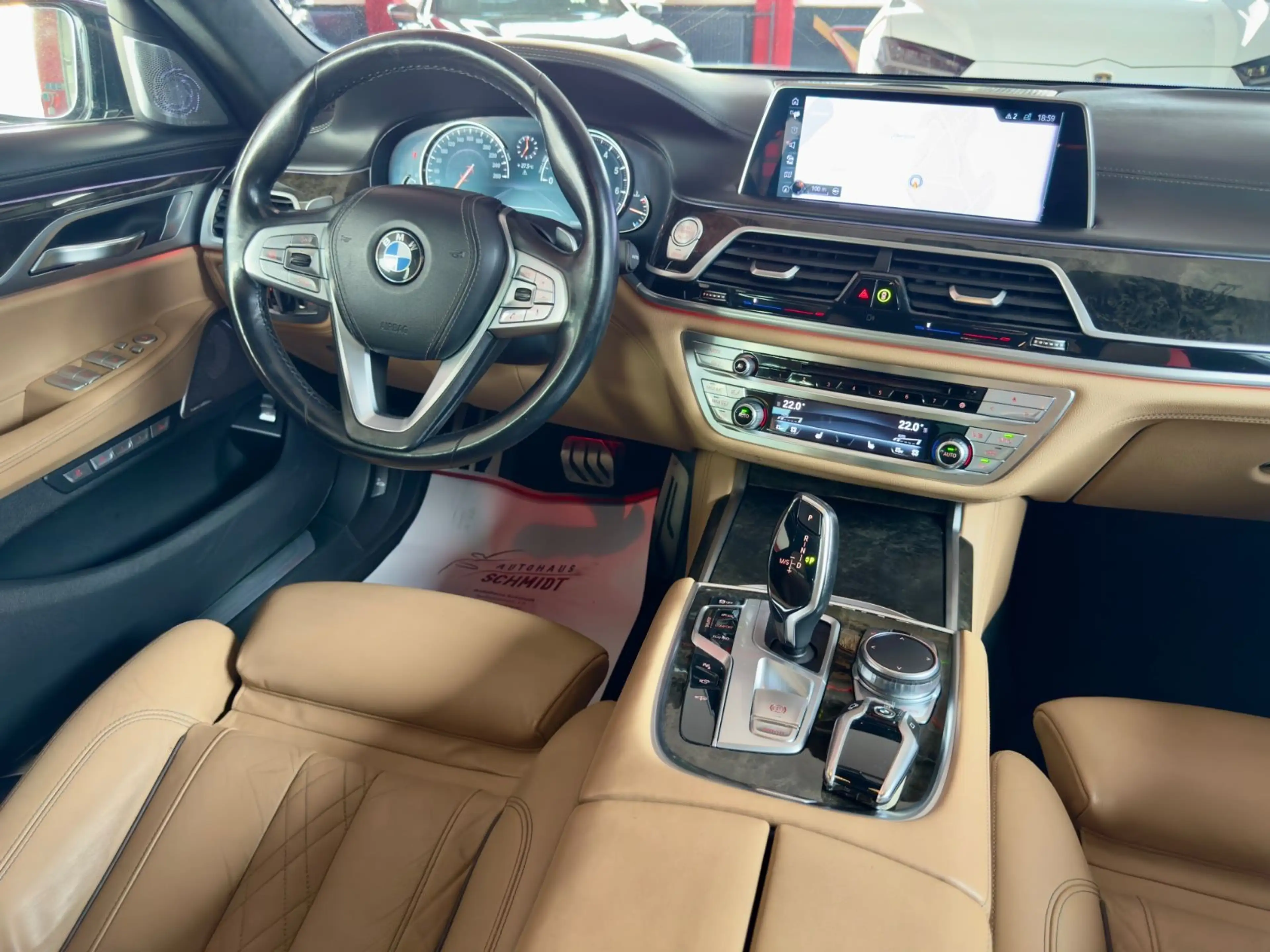 BMW 750 i M Sport Laser Bowers Individual Sportabgas — photo 3