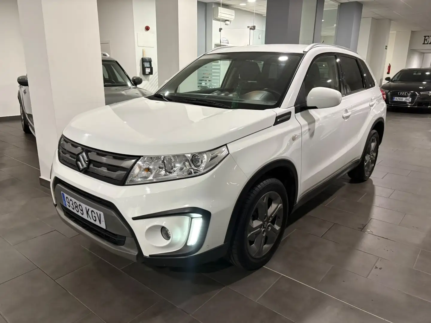 Suzuki Vitara 1.6 GLE Blanco - 1