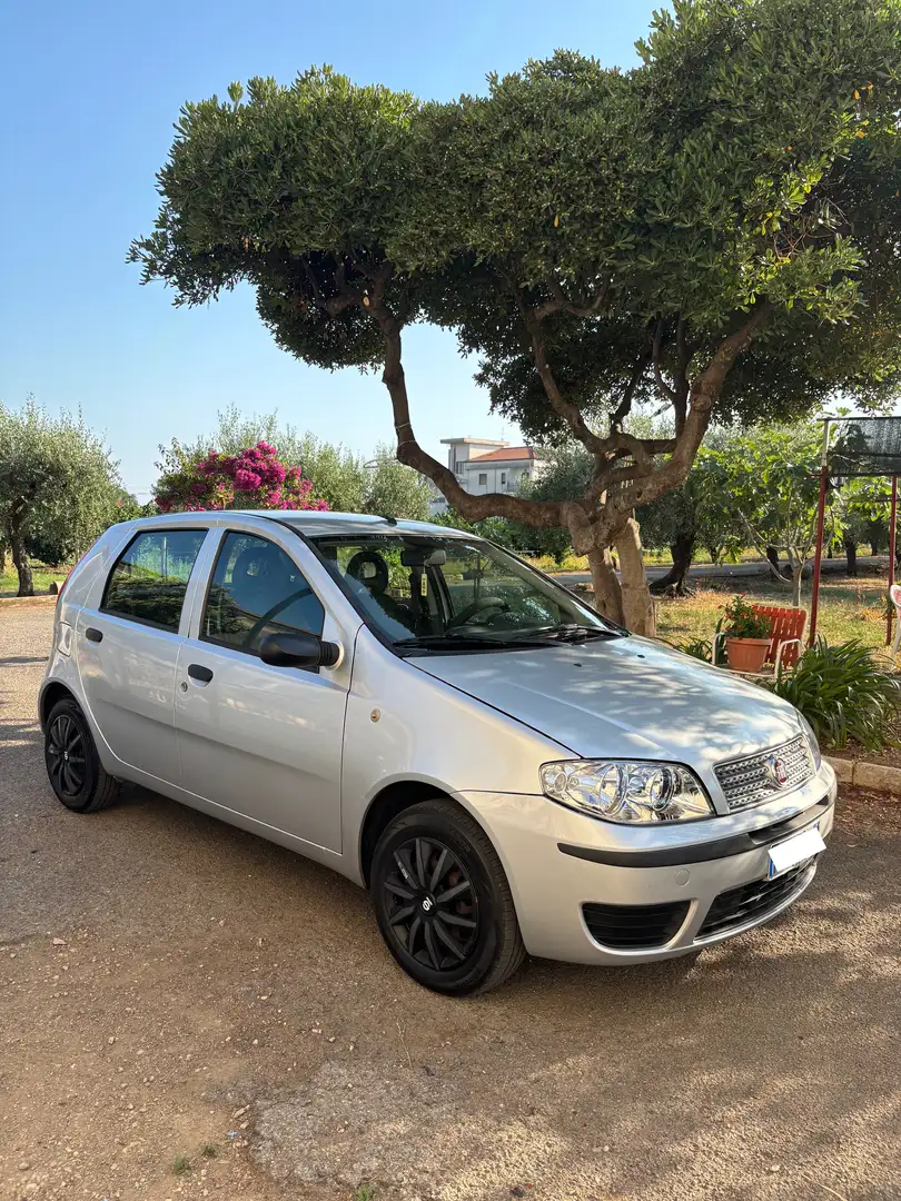 Fiat Punto 5p 1.2 Classic - 1