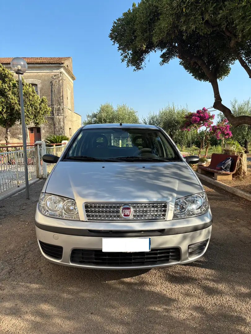 Fiat Punto 5p 1.2 Classic - 2