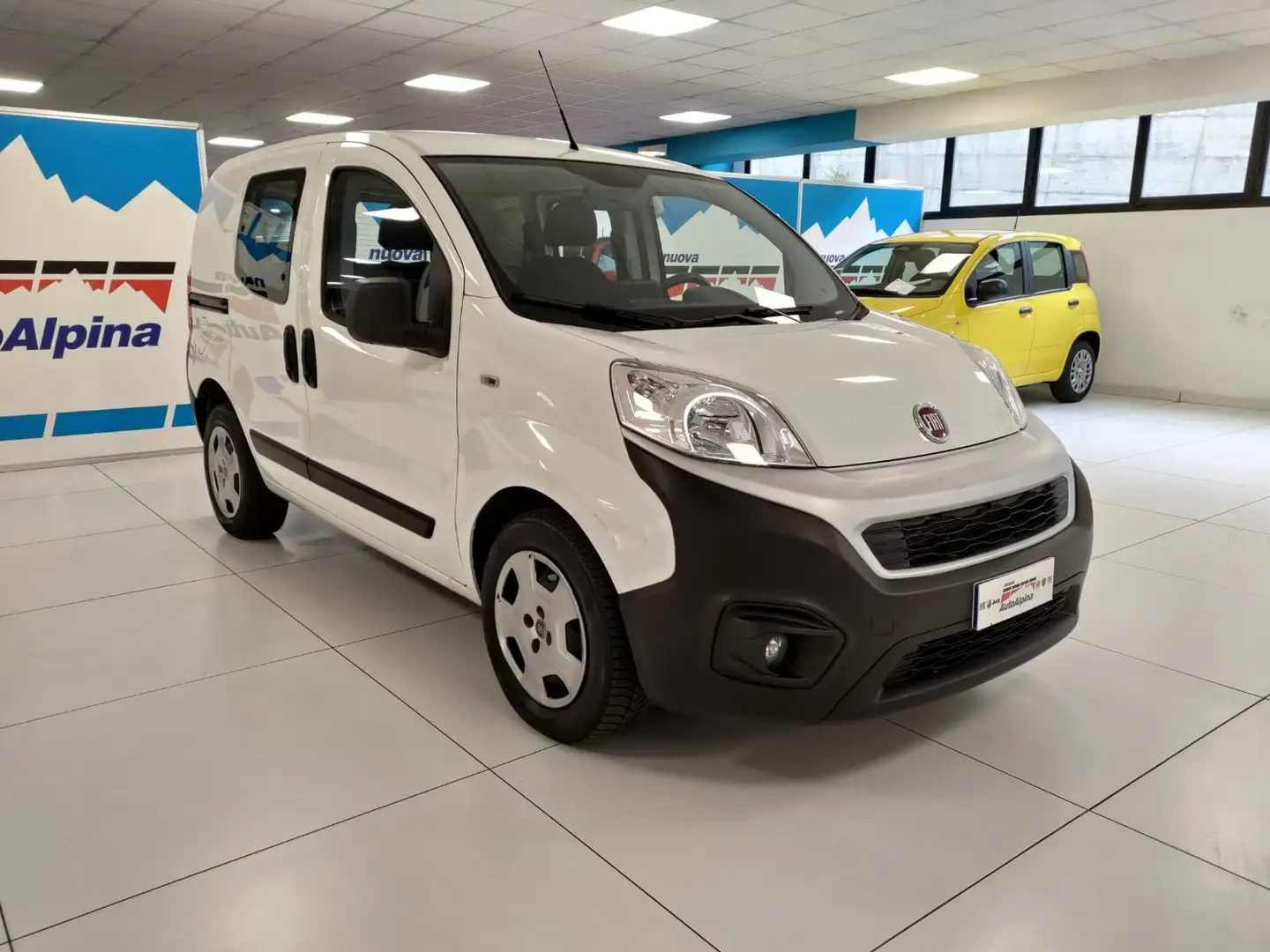 Fiat Fiorino qubo N1 1.3 mjt 95cv trekking Bianco - 1