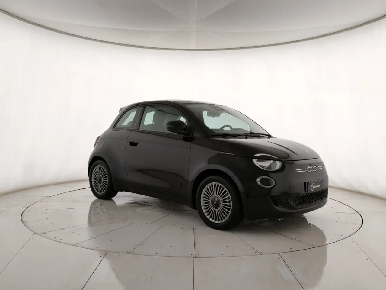 Fiat 500 500e 42 kWh Icon — миниатюра 1