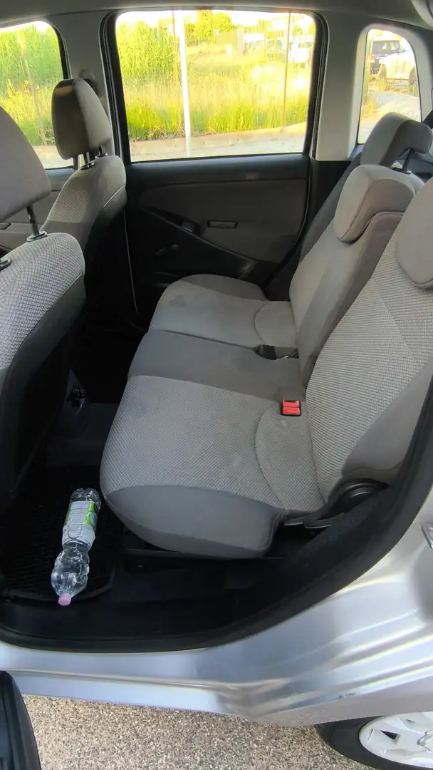 Fiat Idea 1.3 mjt 16v Black Label FL Grau - 2