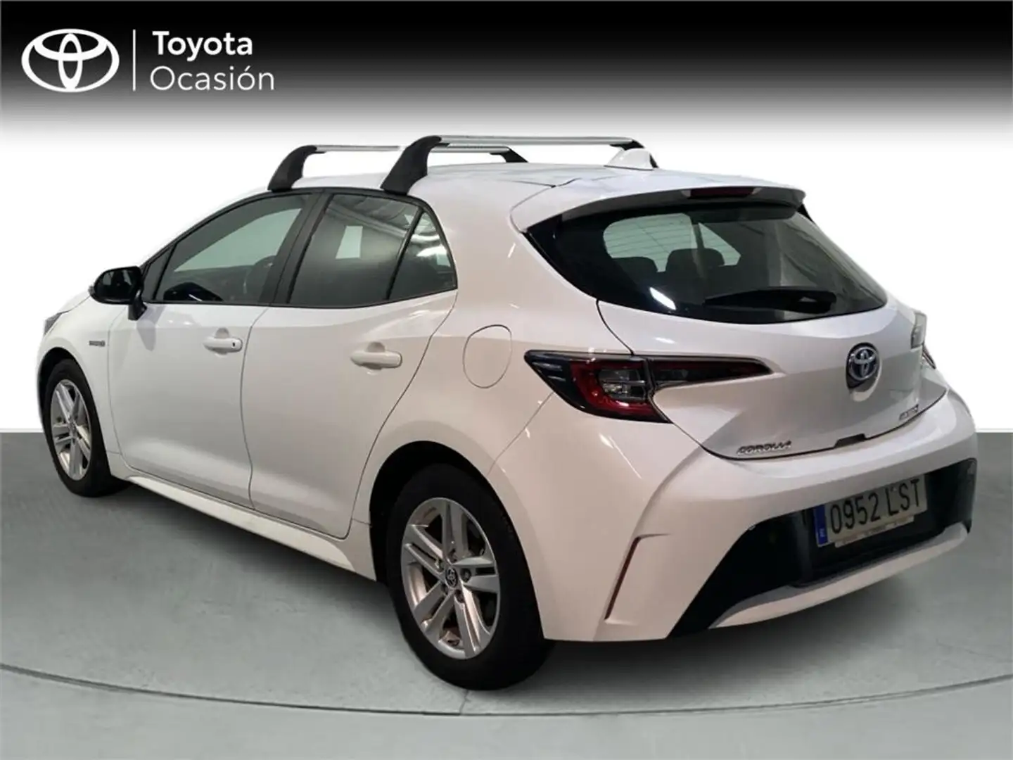 Toyota Corolla 5 Puertas Active Tech 125H e-CVT Blanco - 2