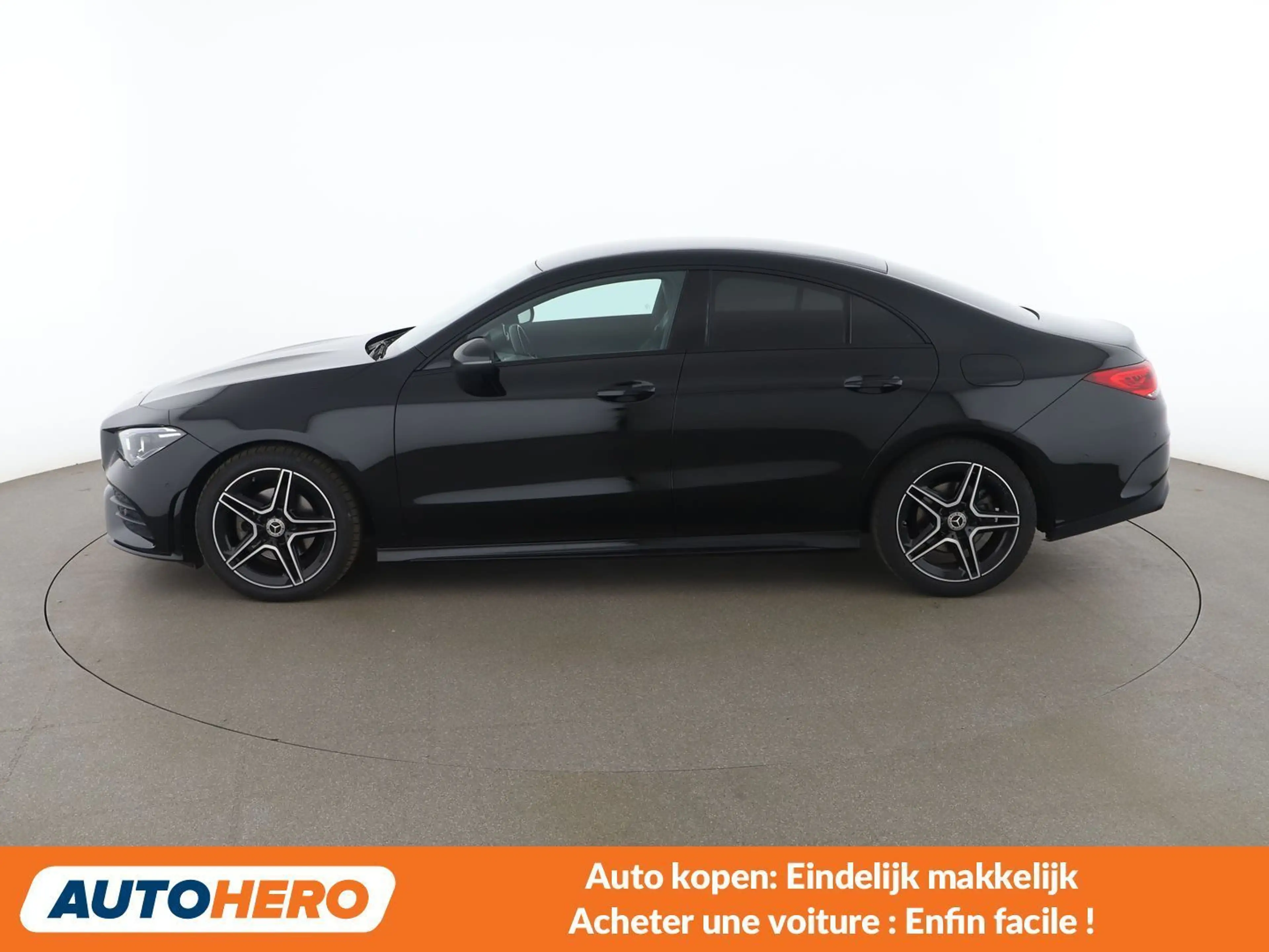 Mercedes-Benz CLA 200 CLA 200 AMG Line — photo 3