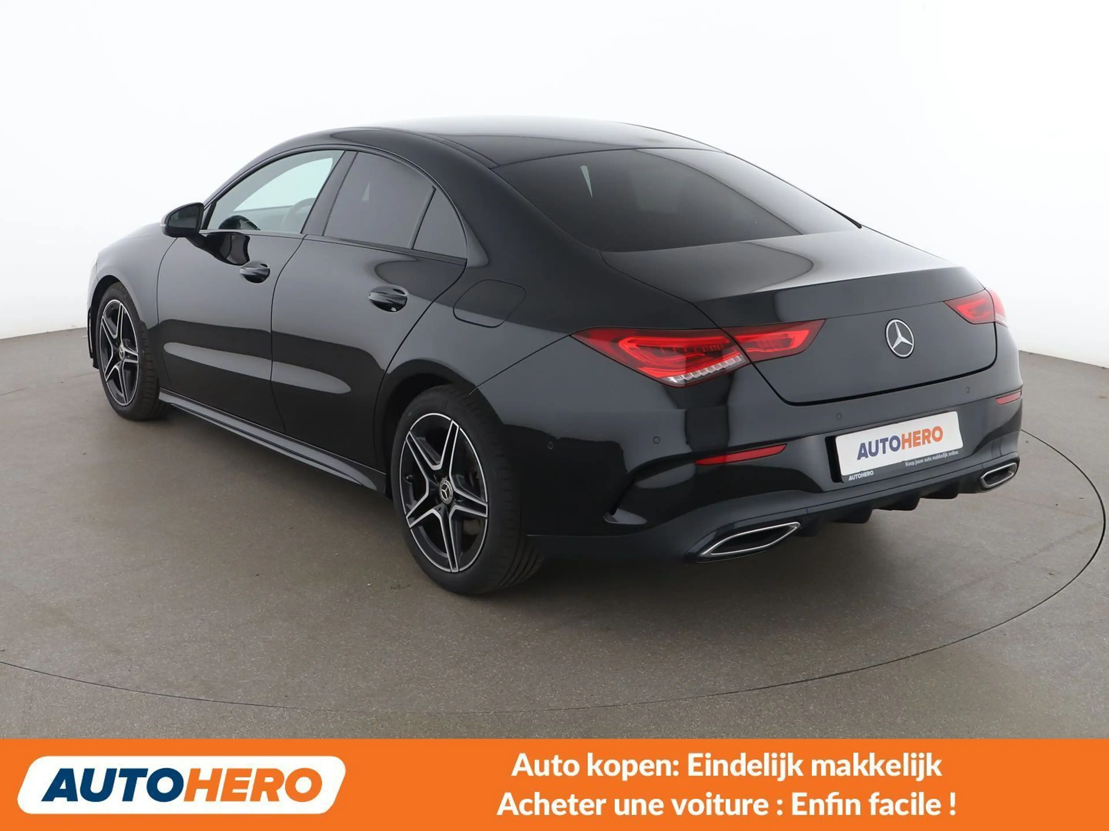 Mercedes-Benz CLA 200 CLA 200 AMG Line — photo 4