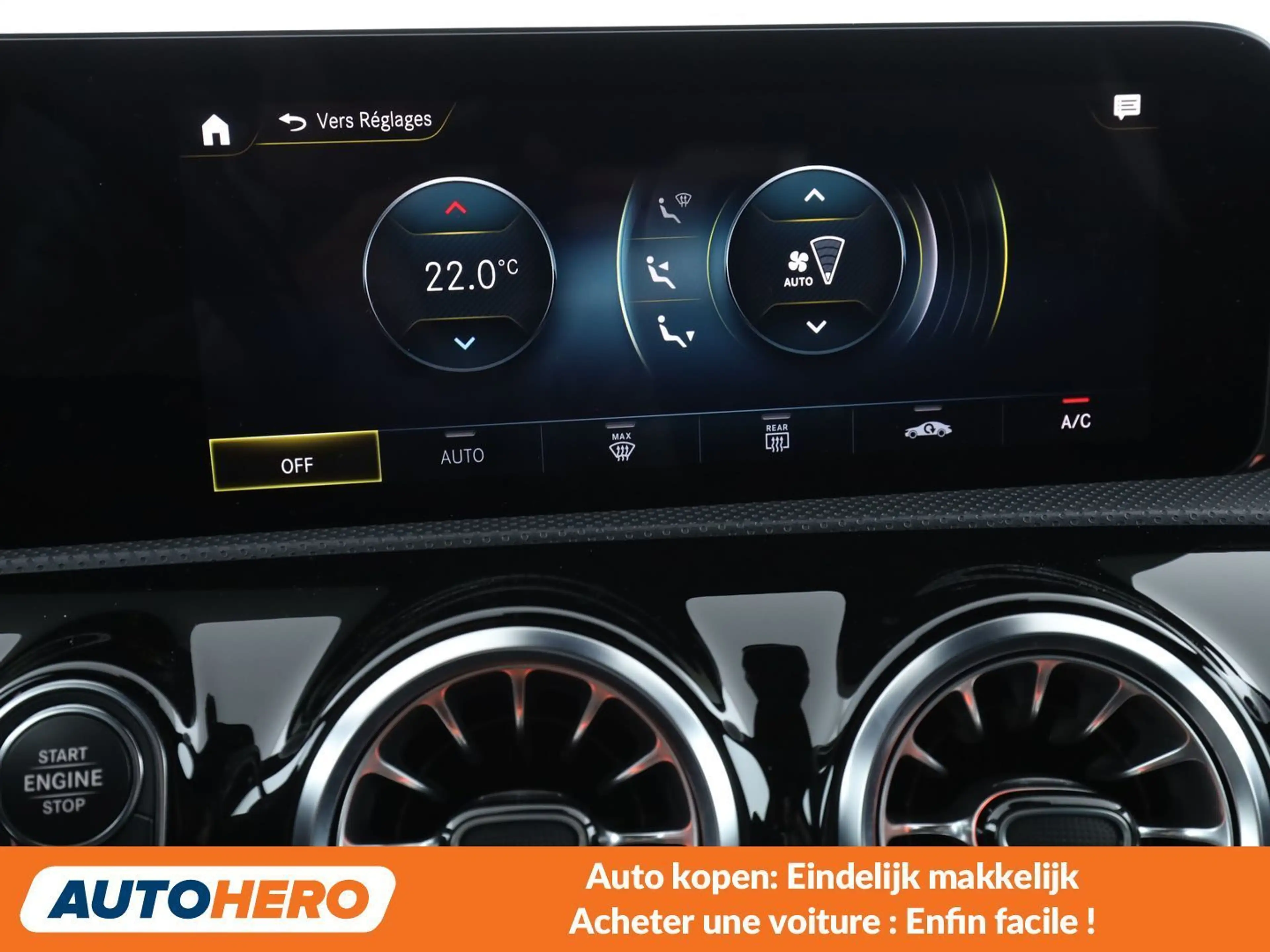 Mercedes-Benz CLA 200 CLA 200 AMG Line — photo 14