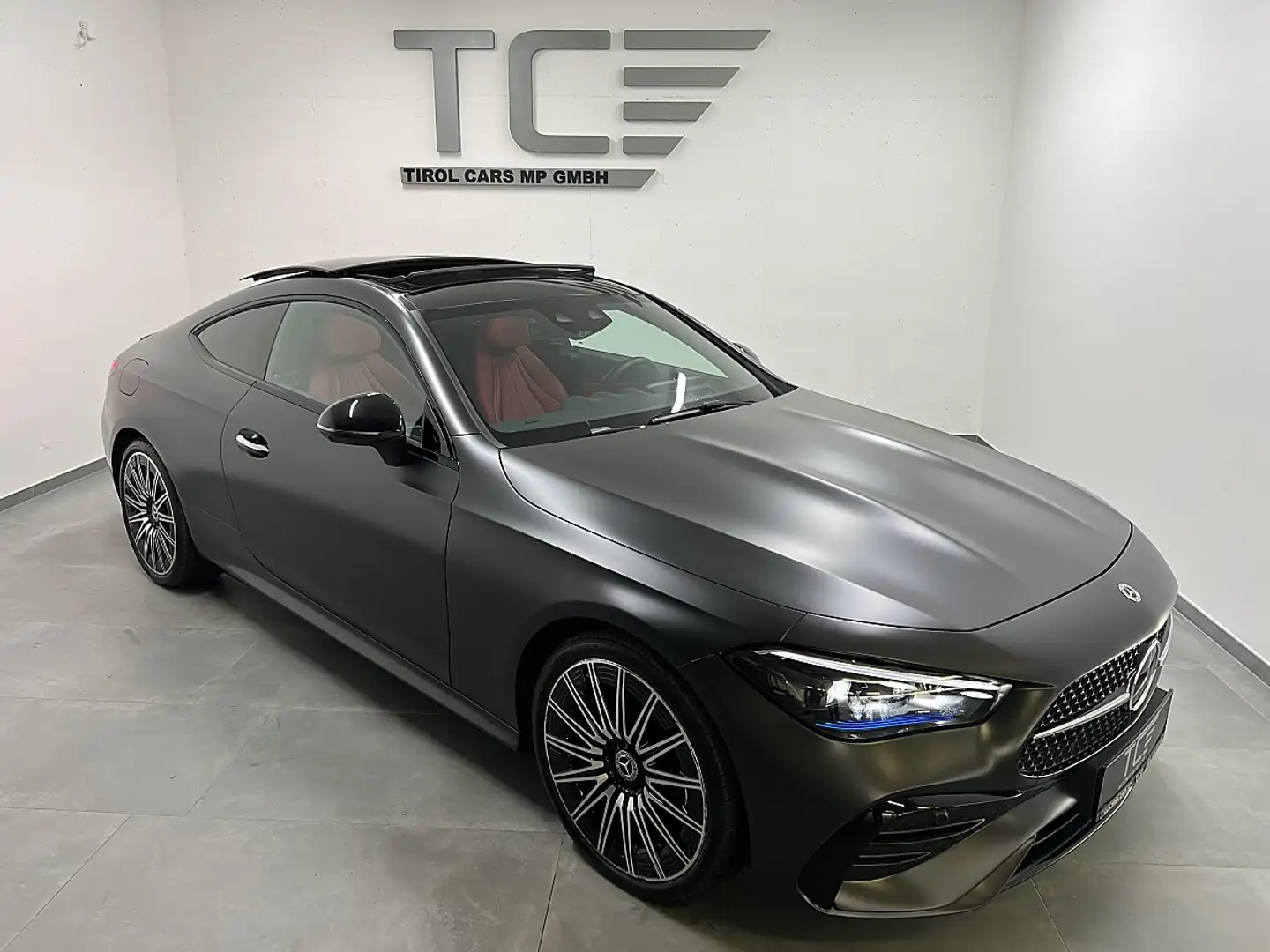 Mercedes-Benz CLE 450 CLE 450 Coupe 4Matic Aut.Magno, 20", Burmester,... Schwarz - 2