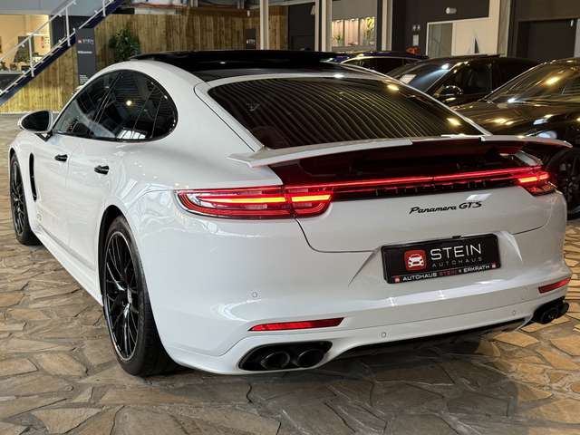 Porsche Panamera GTS Approved 11 2026 Pano Chrono Soft