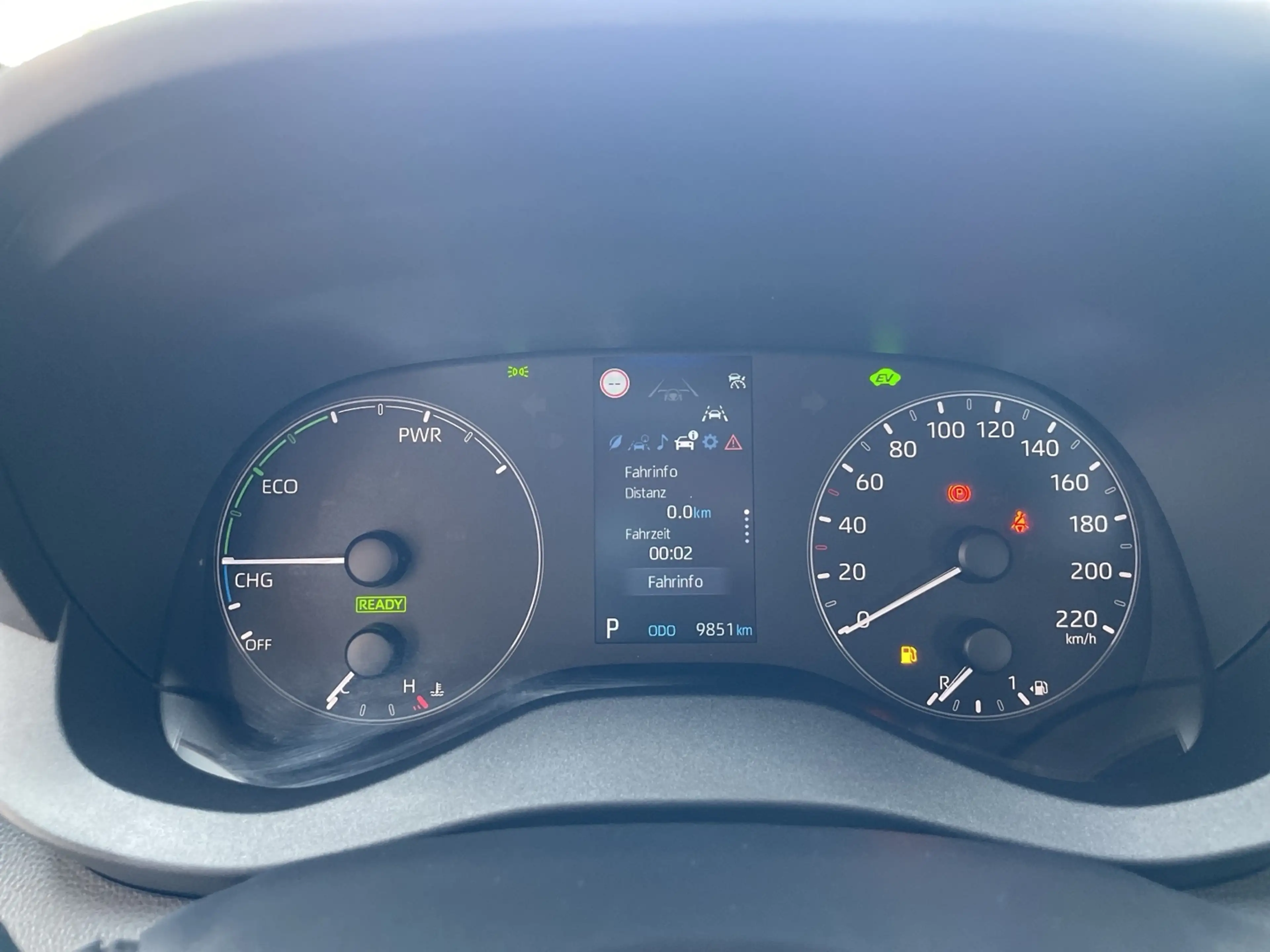 Mazda 2 Hybrid 1.5L Hybrid VVT-i 116 Centre-Line — photo 11