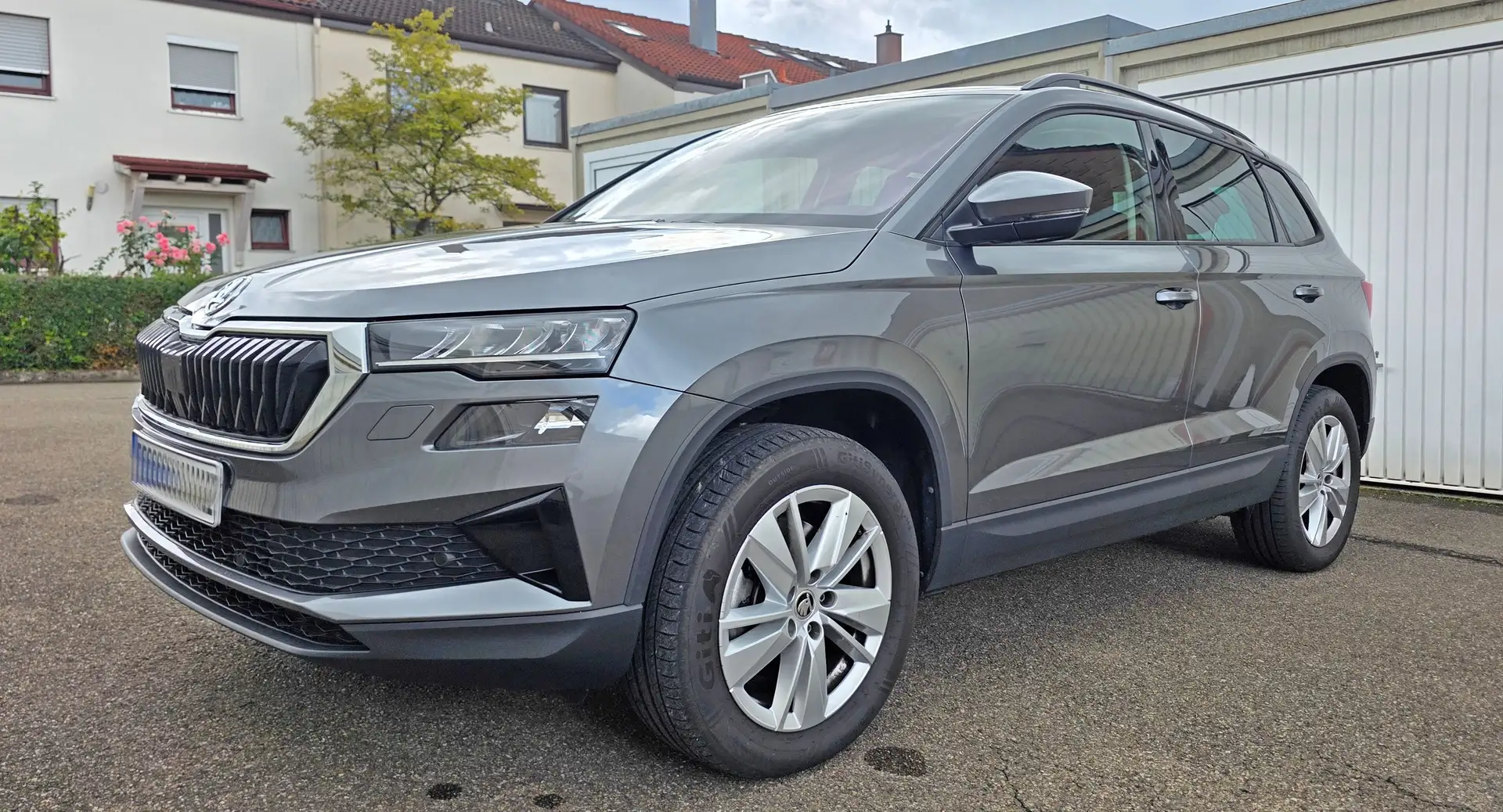 Skoda Karoq Karoq Diesel 2.0 TDI 4x4 DSG Selection Grau - 1