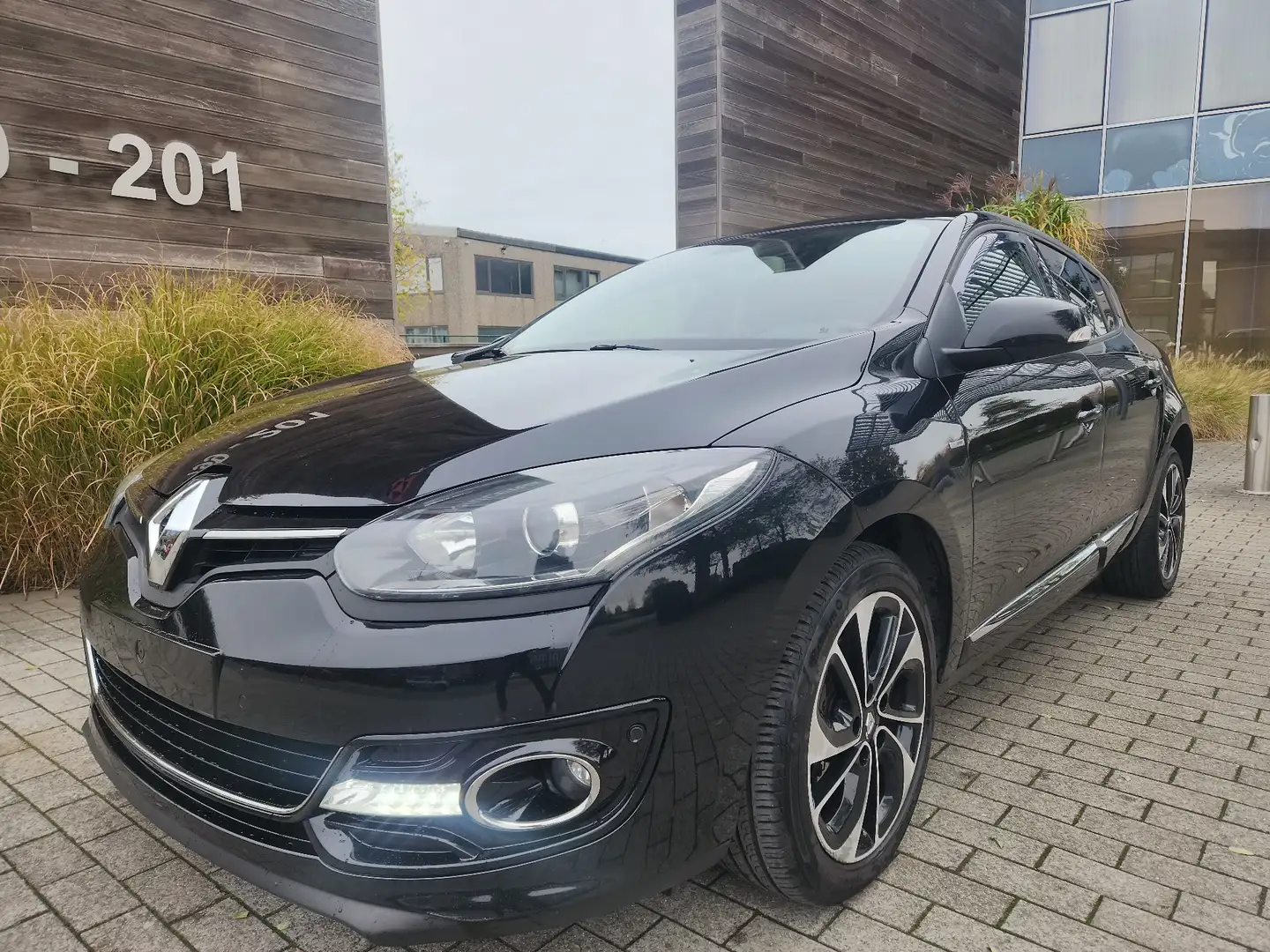 Renault Megane Megane 1.2 TCe Bose Edition EDC Noir - 1
