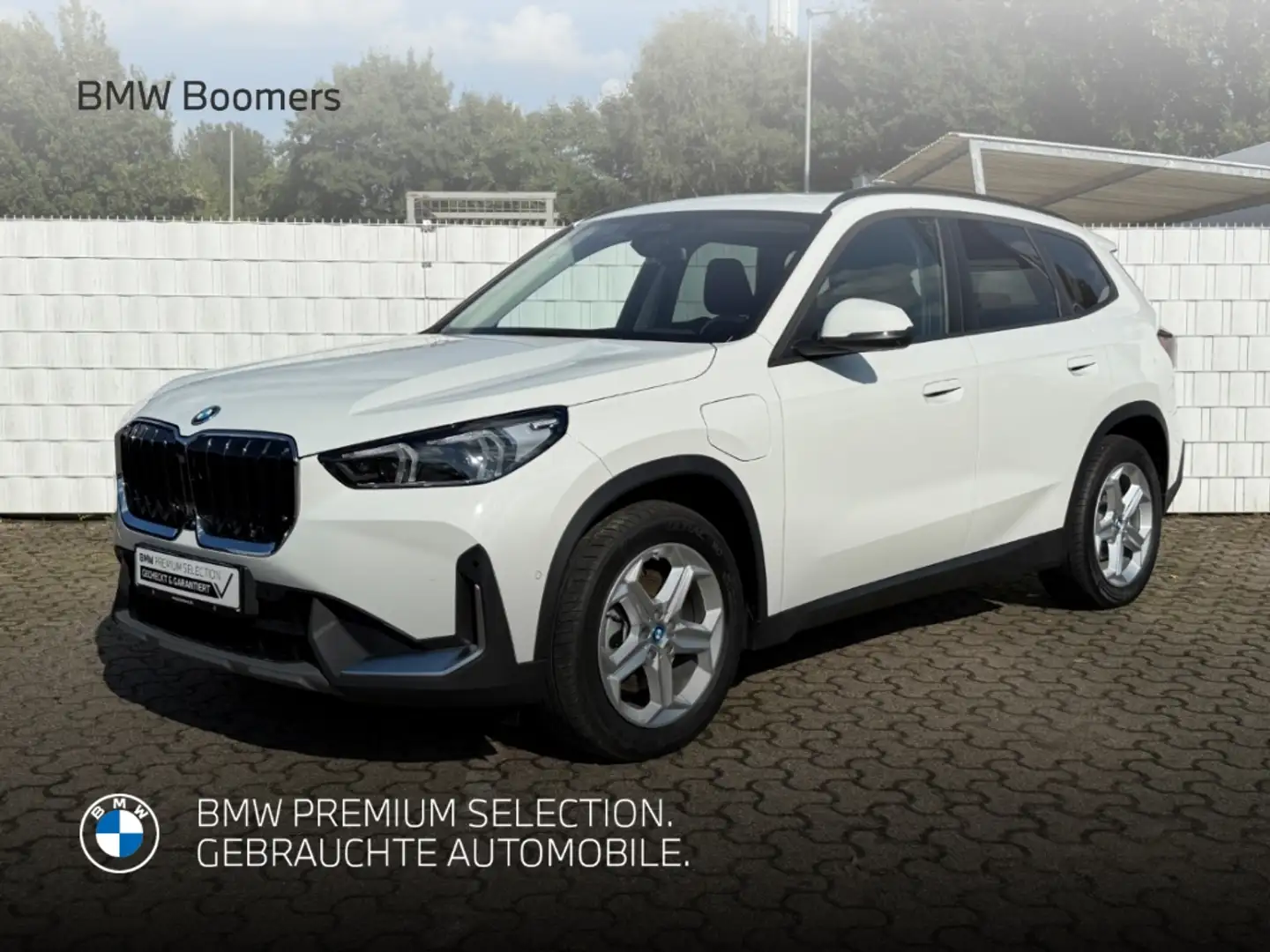 BMW X1 25 e AHK Pano HUD Adap. LED Privacy Verglasung Weiß - 1