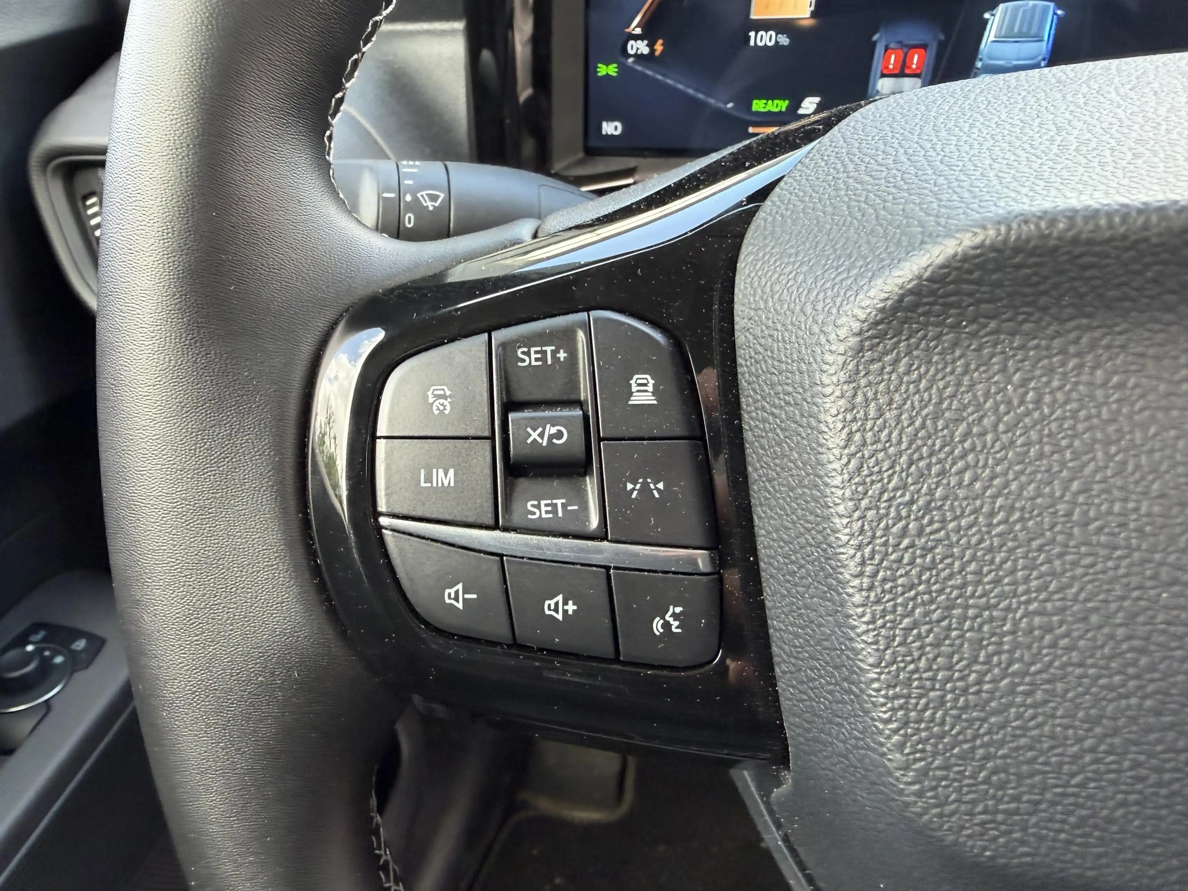 Ford Transit Courier E-Transit Trend 44 kWh 136pk Trekhaak | Achteruitr — photo 15