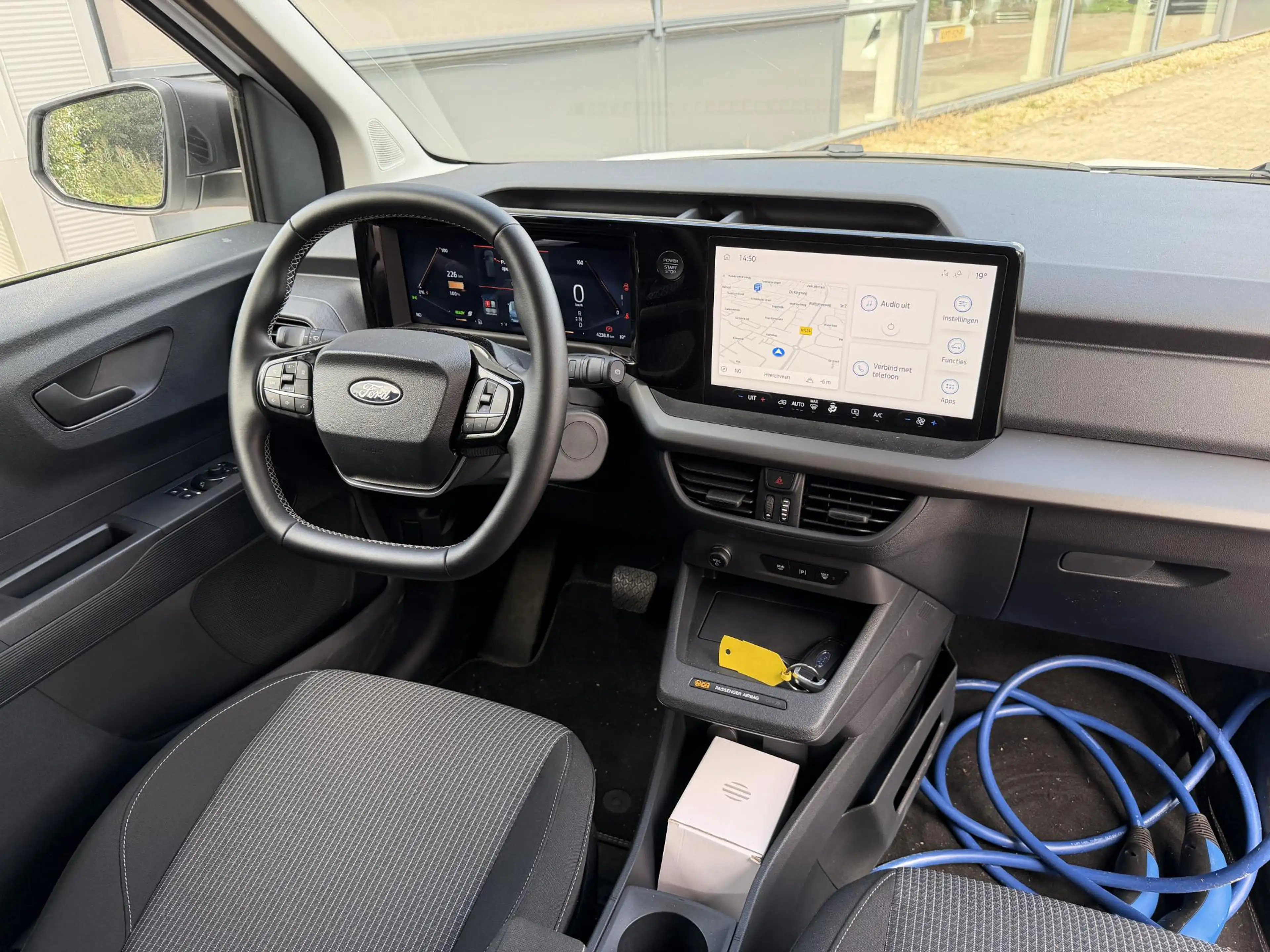 Ford Transit Courier E-Transit Trend 44 kWh 136pk Trekhaak | Achteruitr — photo 12