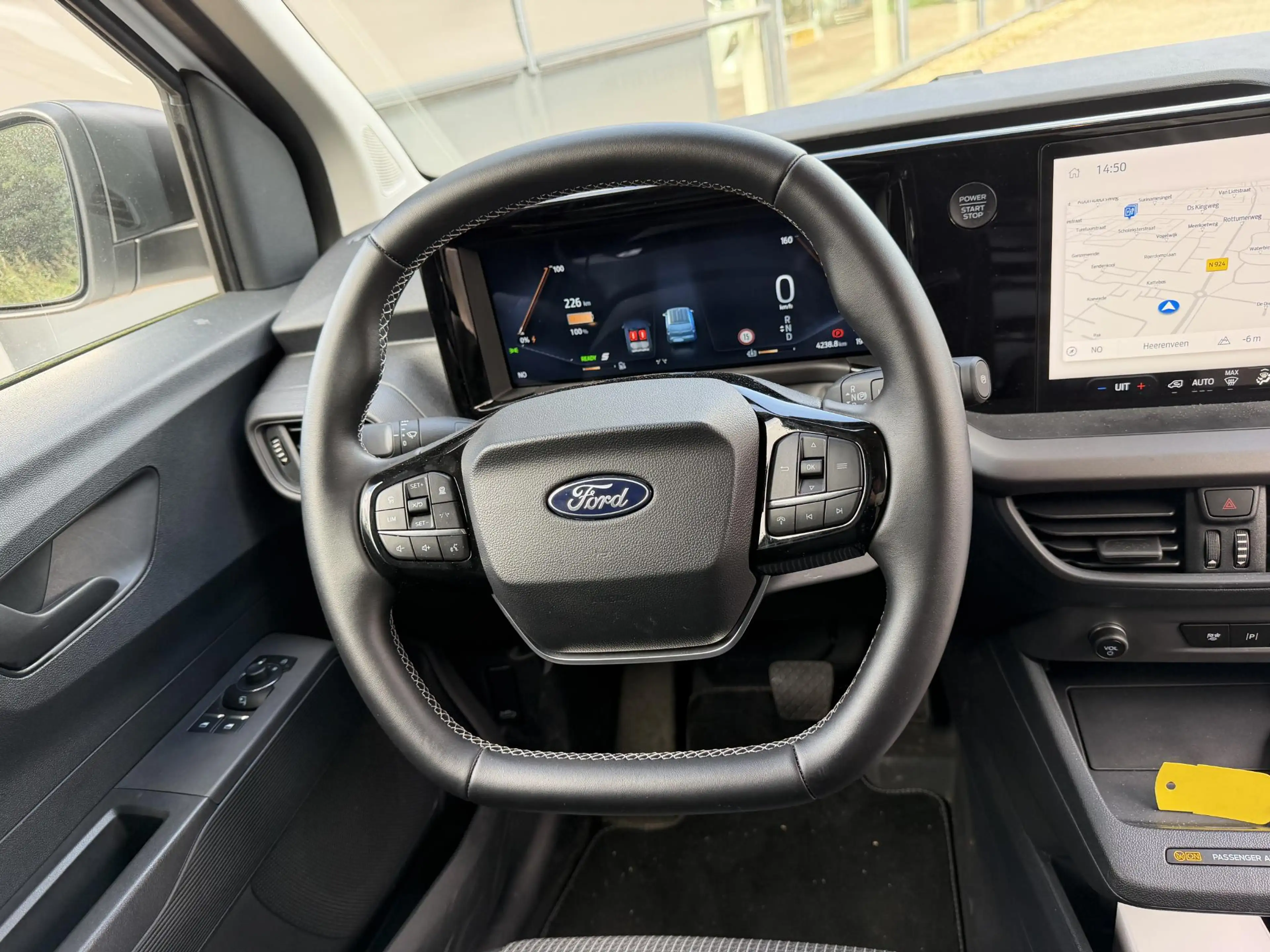 Ford Transit Courier E-Transit Trend 44 kWh 136pk Trekhaak | Achteruitr — photo 11