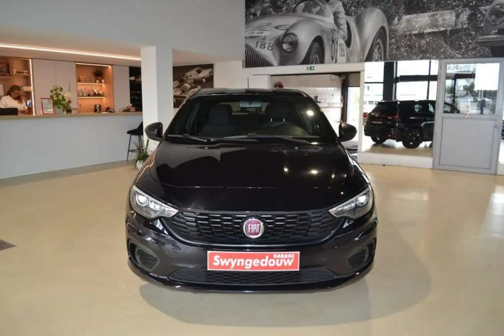 Fiat Tipo Tipo Kombi 1.4 16V Street Zwart - 2