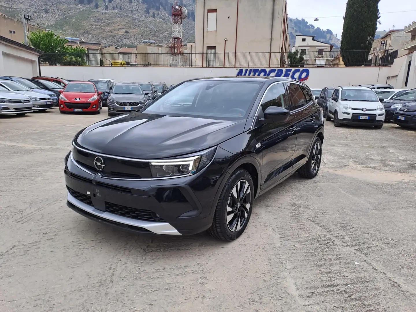 Opel Grandland X 1.5 diesel Ecotec aut. Noir - 1