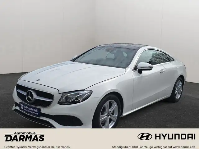 Mercedes-Benz E 220 E220 Coupe Avantgard Pano GSD 19 Zoll AMG Alu