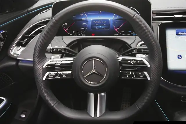 Mercedes-Benz E-Class view 13