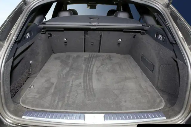 Mercedes-Benz E-Class view 15