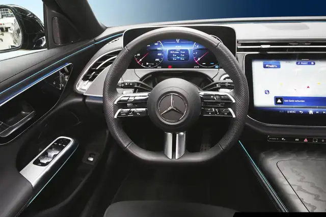 Mercedes-Benz E-Class view 11