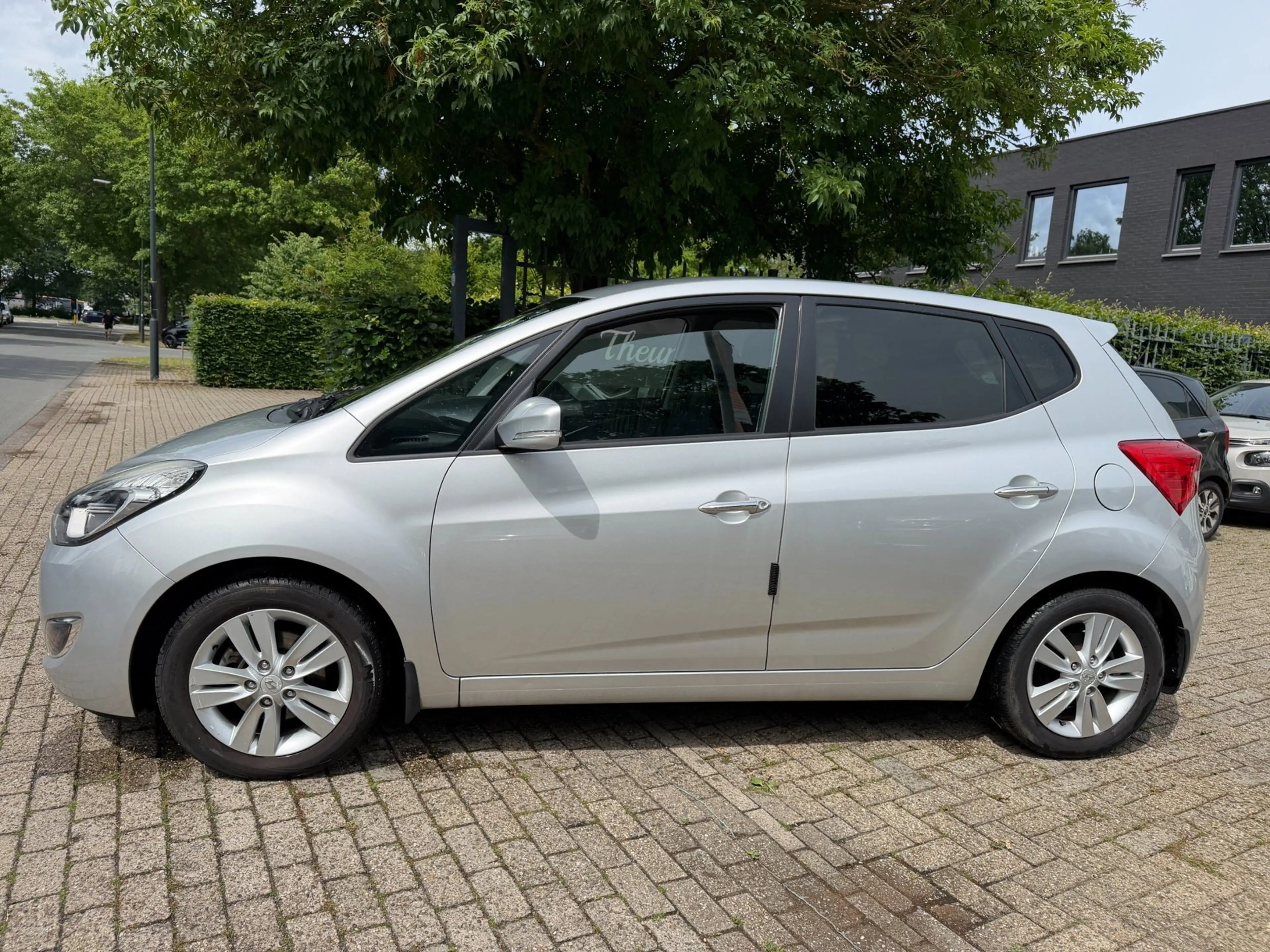 Hyundai iX20 1.6i i-Vision automaat, airco, cruise control, tre — photo 9
