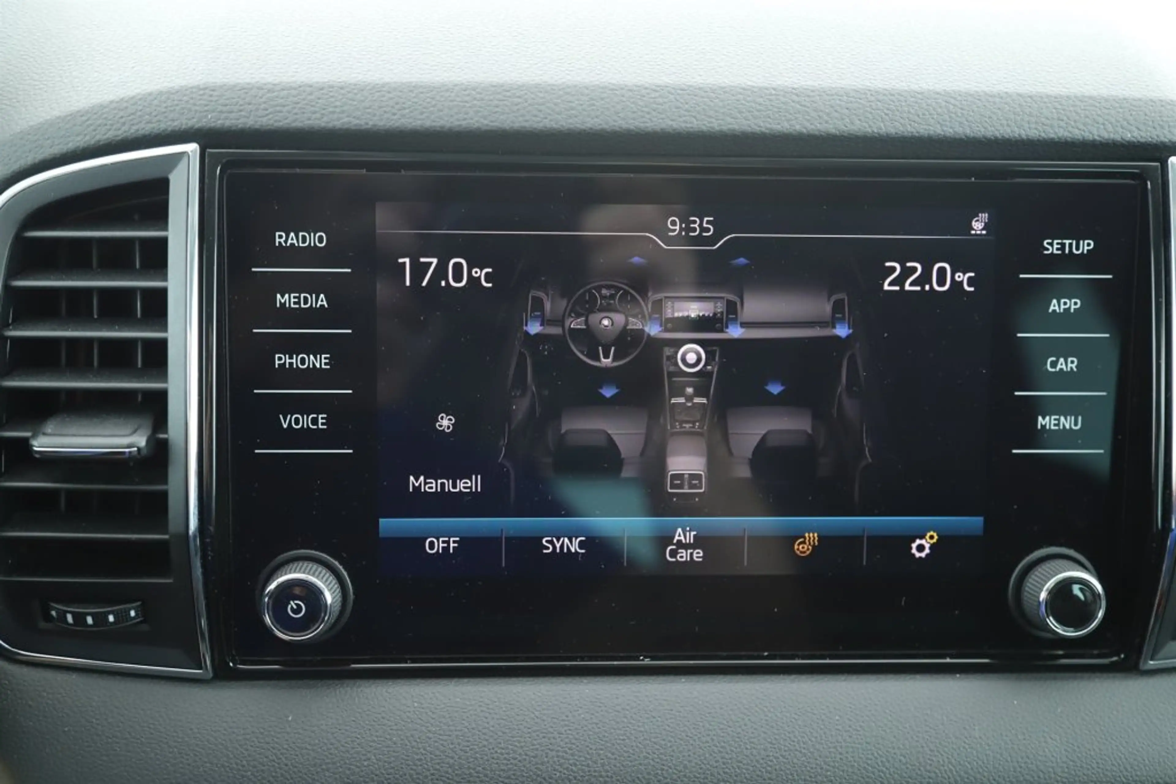 Skoda Karoq 1,0 Style XENON KEYLESS ACC KAMERA TELEFON AHV — photo 15