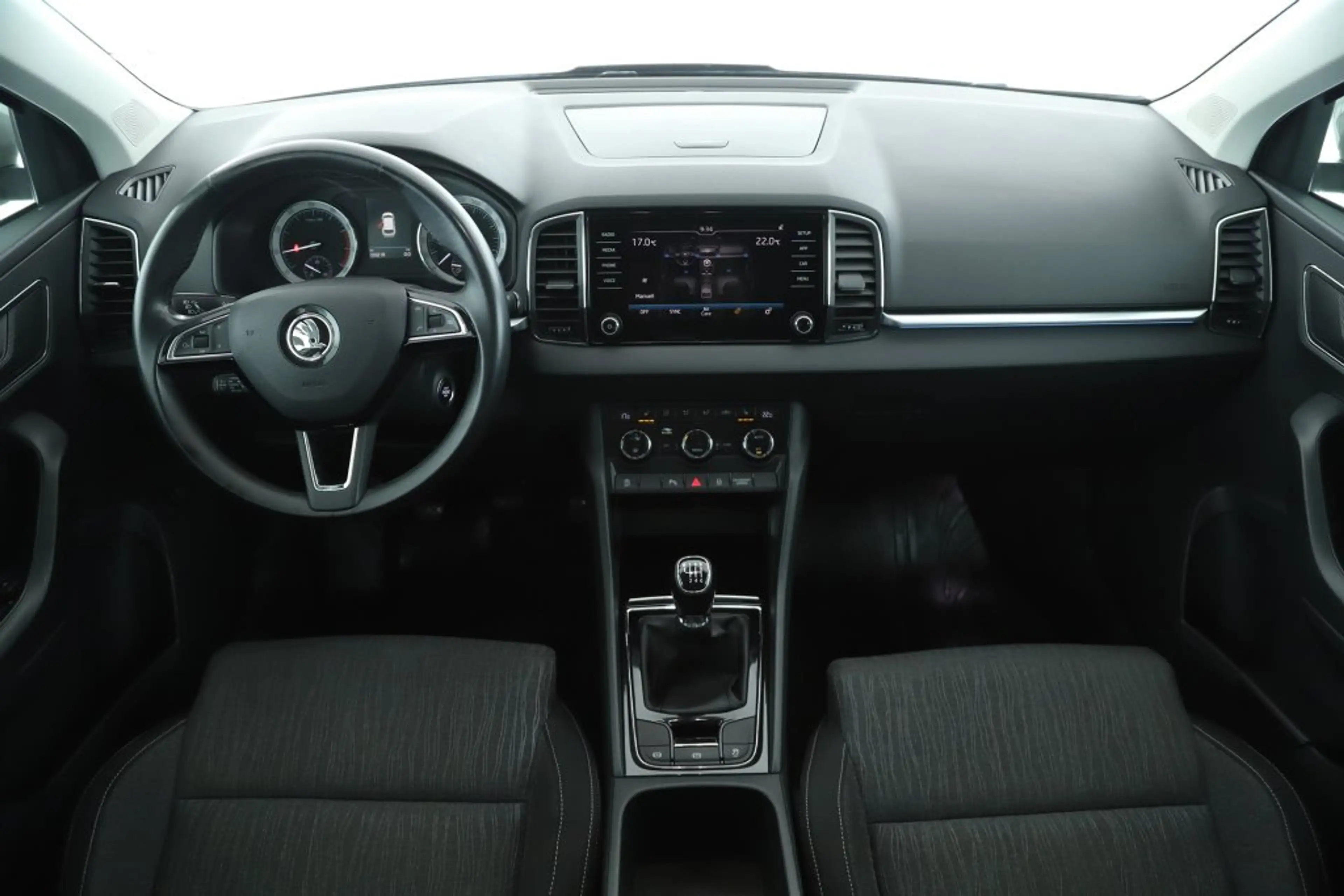 Skoda Karoq 1,0 Style XENON KEYLESS ACC KAMERA TELEFON AHV — photo 12