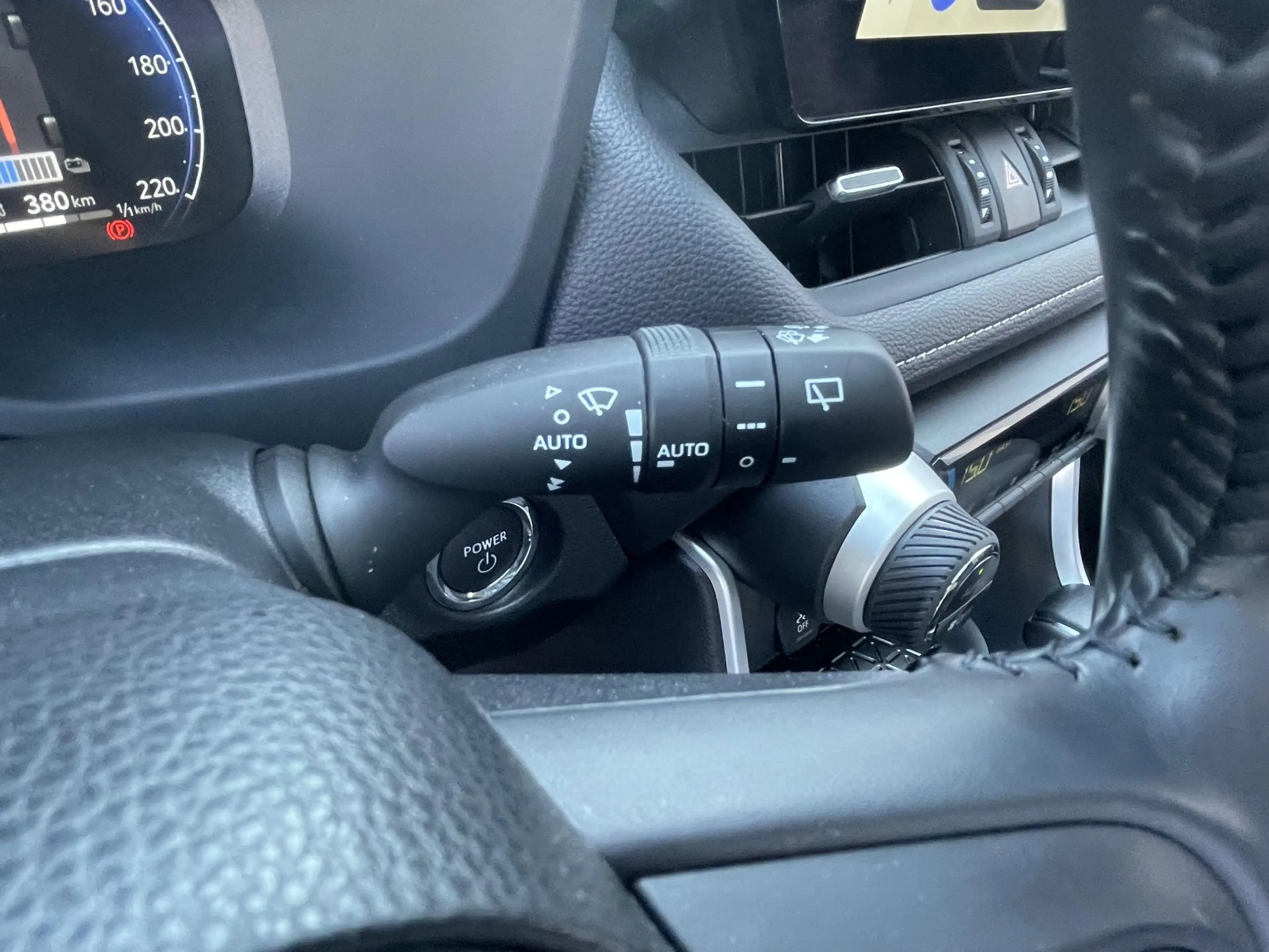 Toyota RAV 4 2.5 Hybrid AWD Style , trekhaak en 1650 KG Trekgew — photo 15
