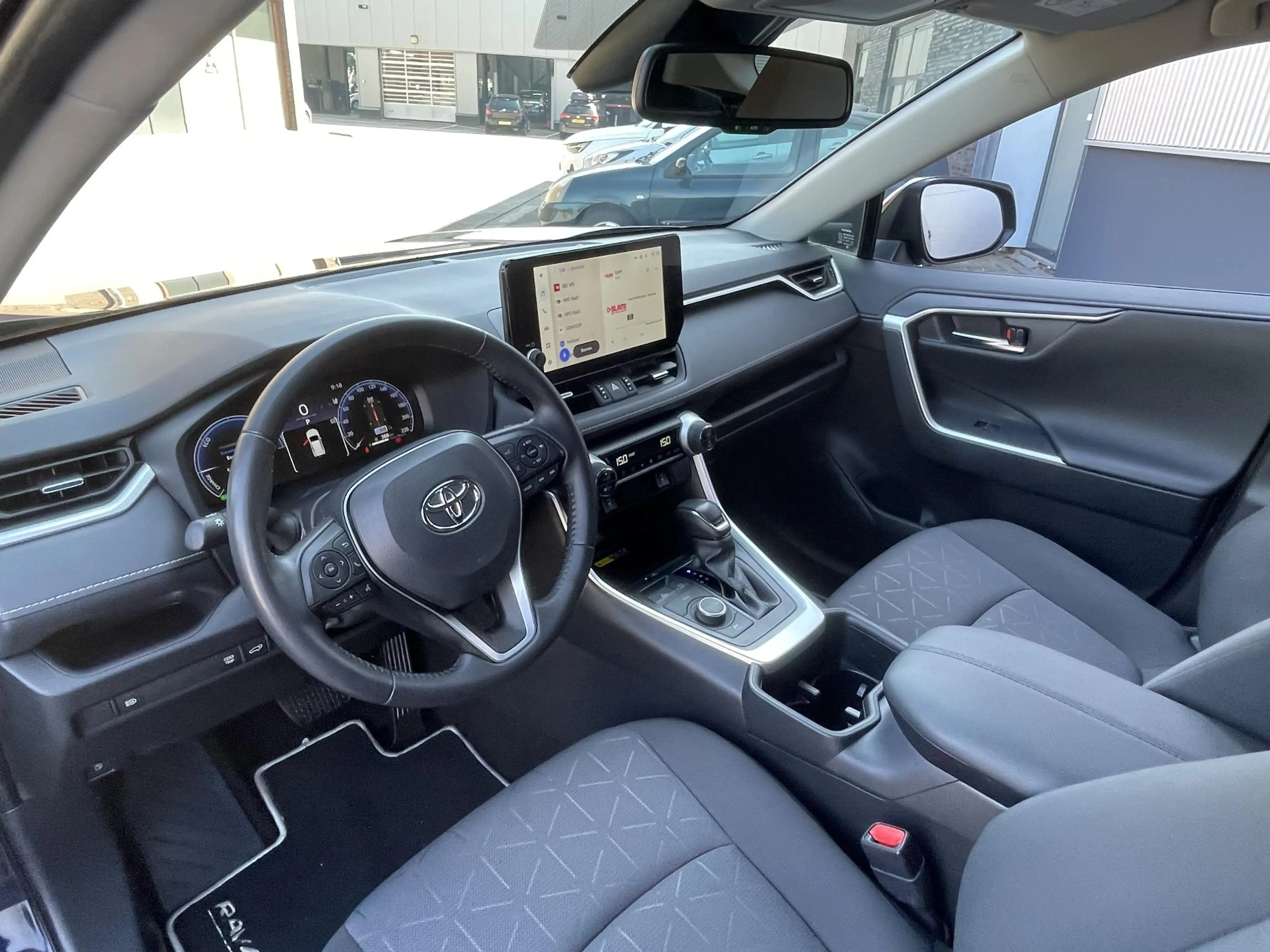 Toyota RAV 4 2.5 Hybrid AWD Style , trekhaak en 1650 KG Trekgew — photo 4