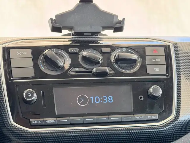 Volkswagen Up! view 22