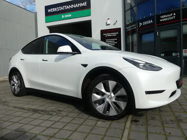 Tesla Model Y Long Range Dual AWD PANO/ACC/KAM/378KW